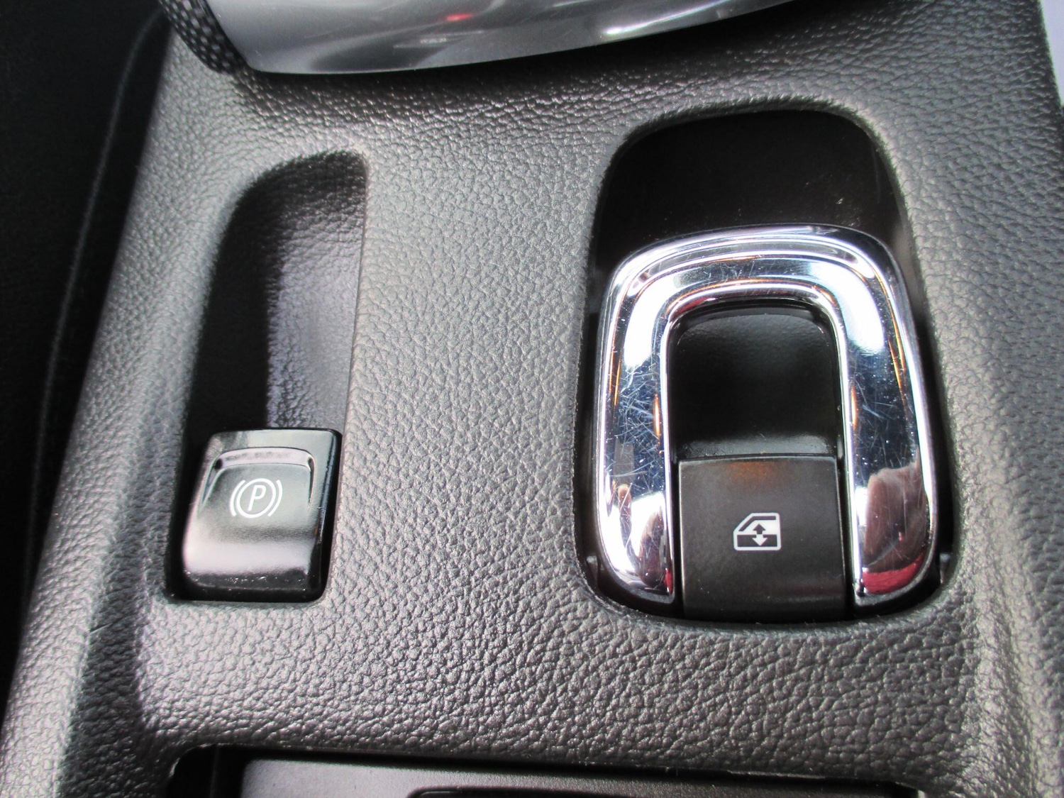 Used Vauxhall Cascada 2015 for sale - 76926754: Photo 34