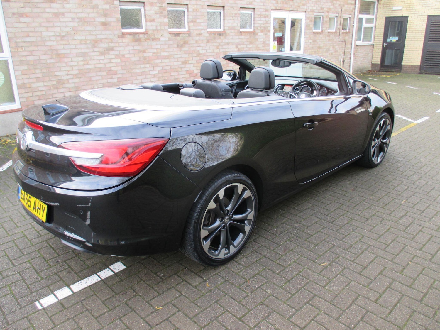 Used Vauxhall Cascada 2015 for sale - 76926754: Photo 46