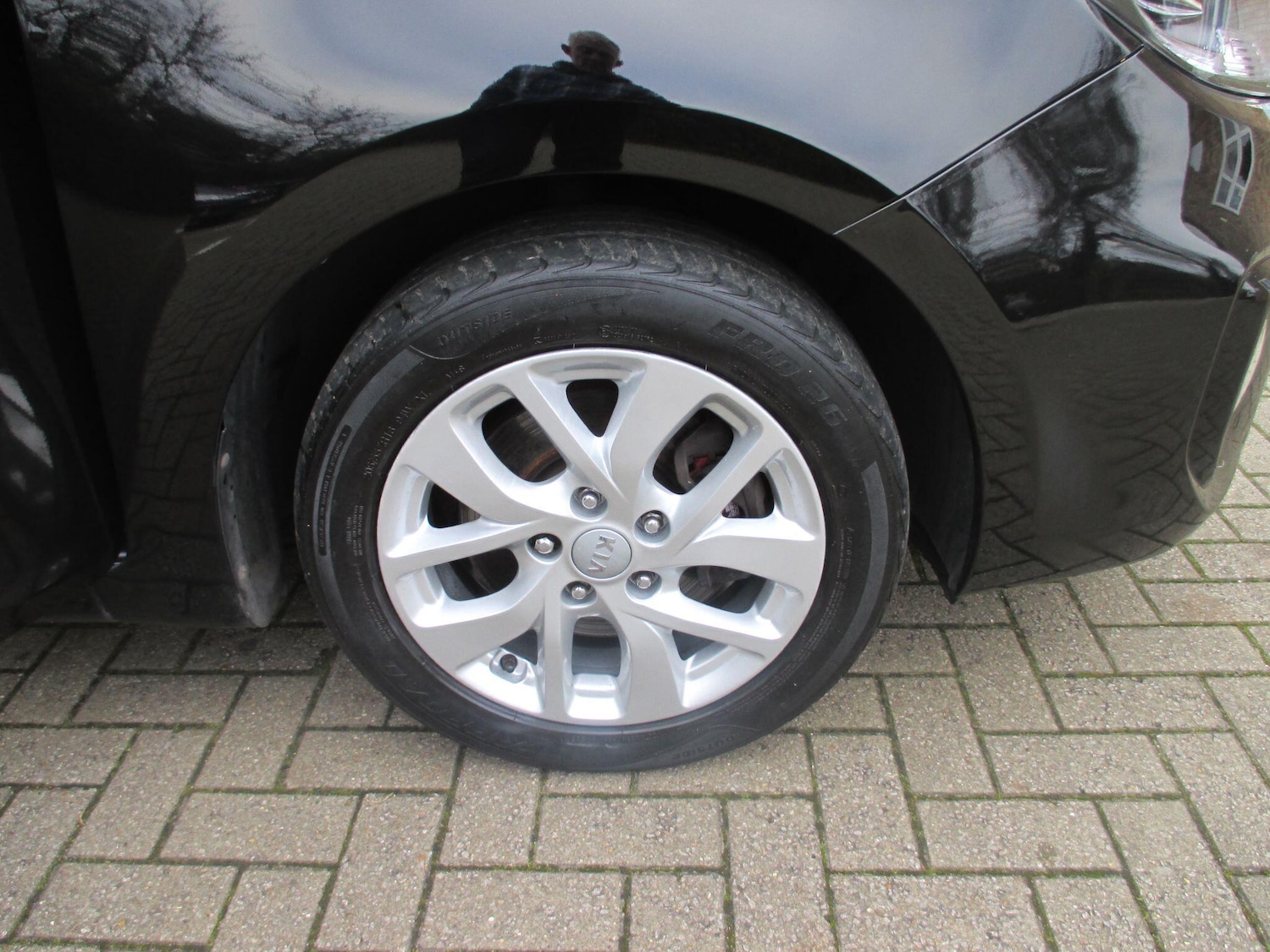 Used Kia Carens 2017 for sale - 76657048: Photo 11