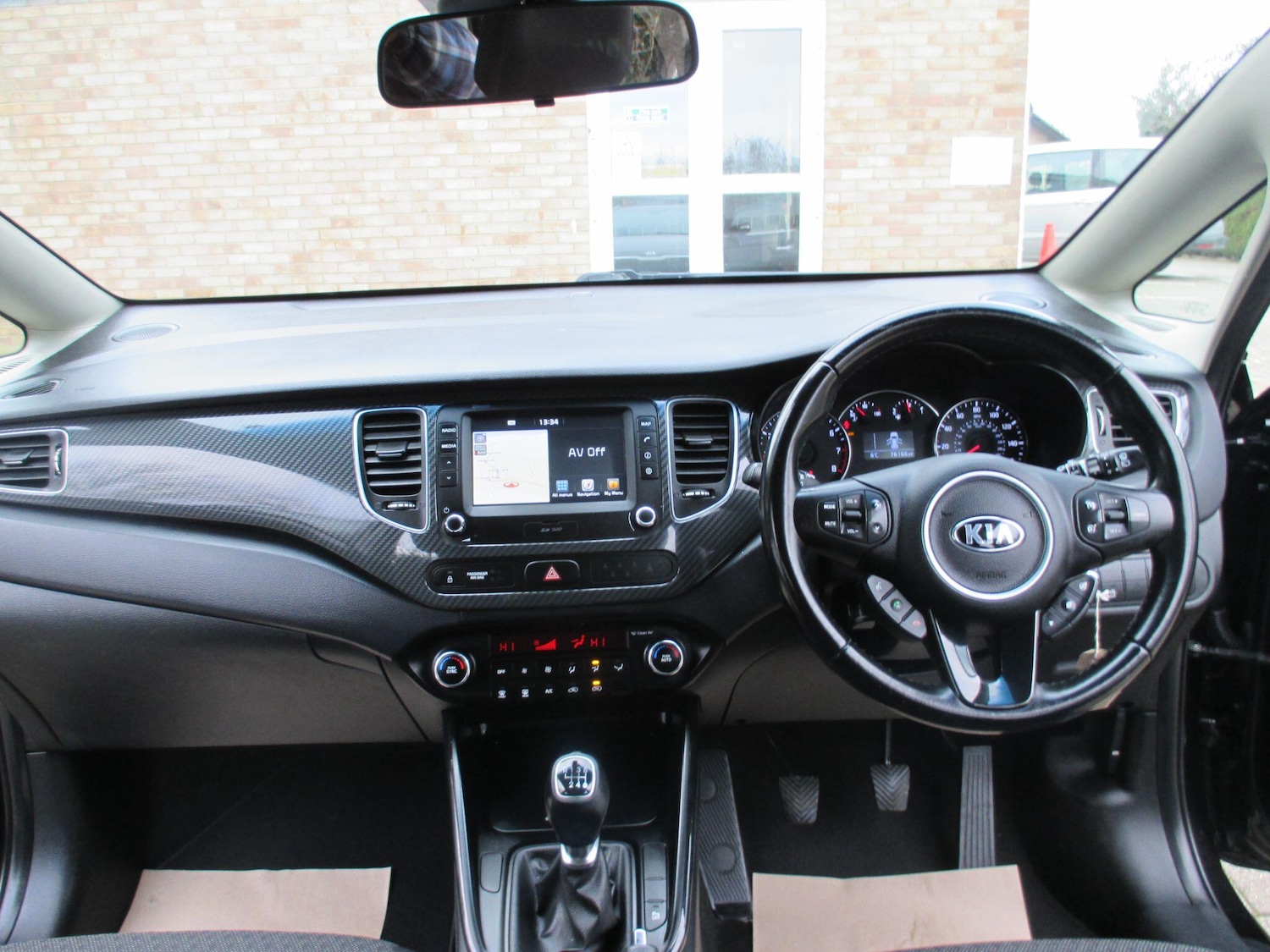 Used Kia Carens 2017 for sale - 76657048: Photo 14