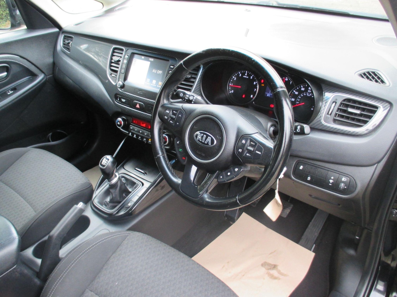 Used Kia Carens 2017 for sale - 76657048: Photo 16