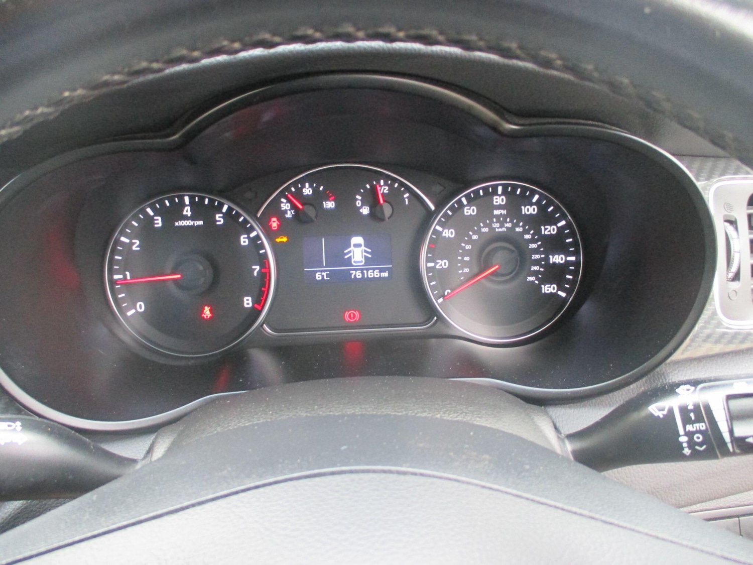 Used Kia Carens 2017 for sale - 76657048: Photo 18