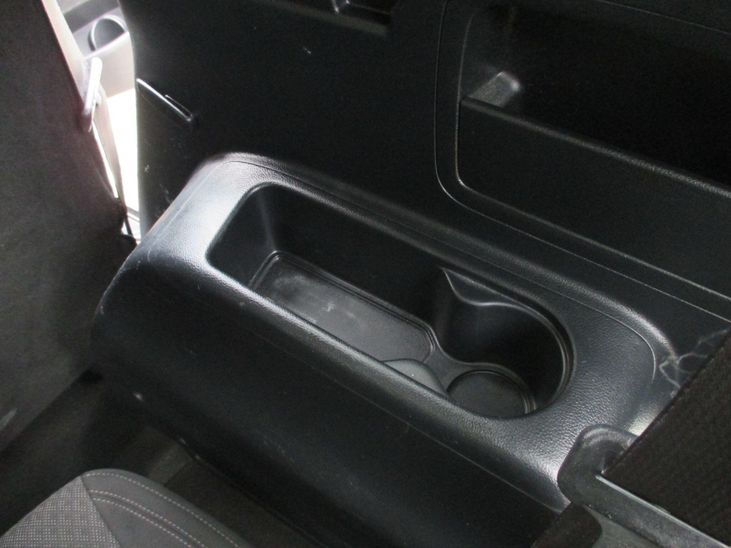 Used Kia Carens 2017 for sale - 76657048: Photo 38