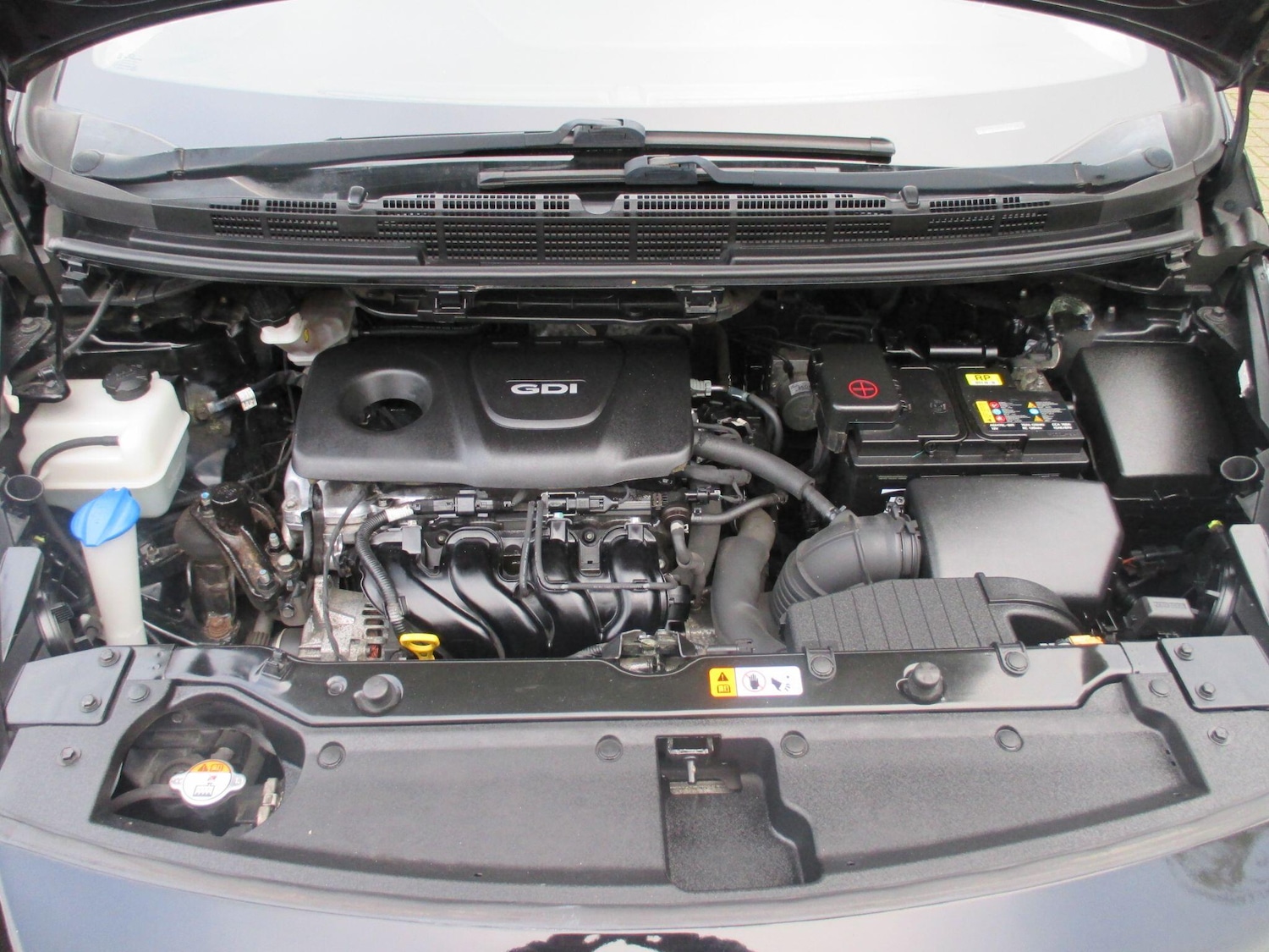 Used Kia Carens 2017 for sale - 76657048: Photo 56