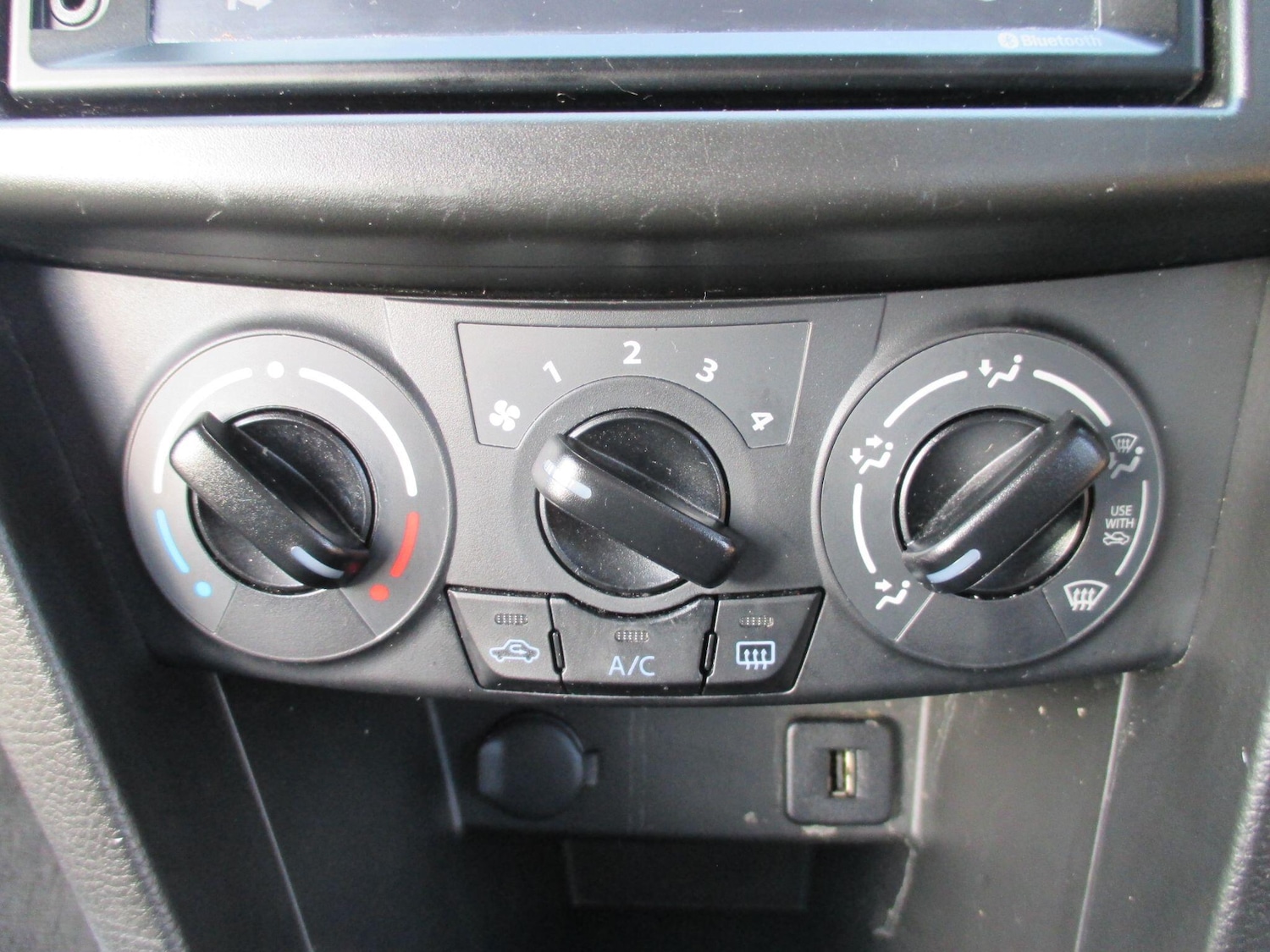 Used Suzuki Swift 2017 for sale - 77330447: Photo 15