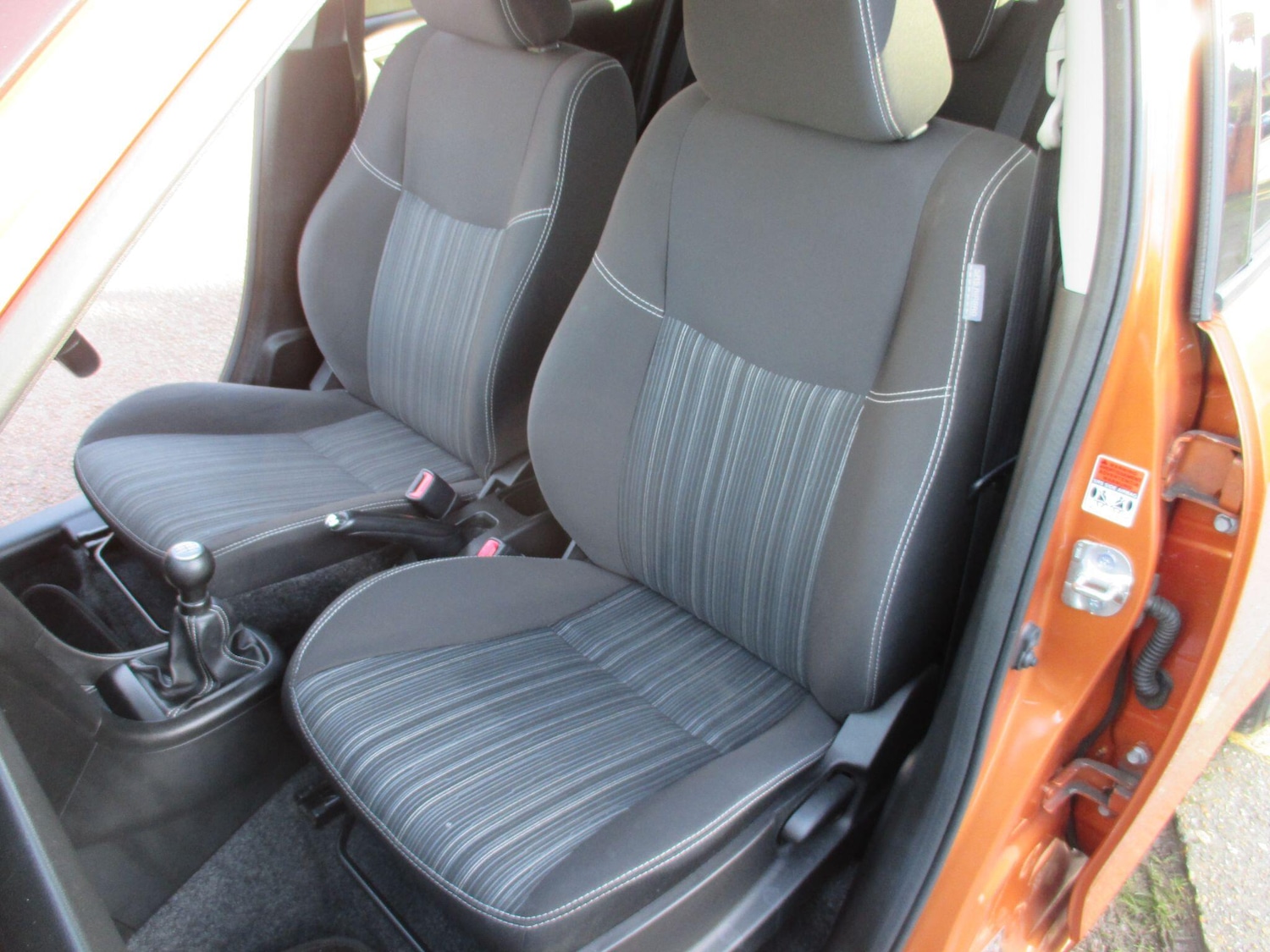 Used Suzuki Swift 2017 for sale - 77330447: Photo 18