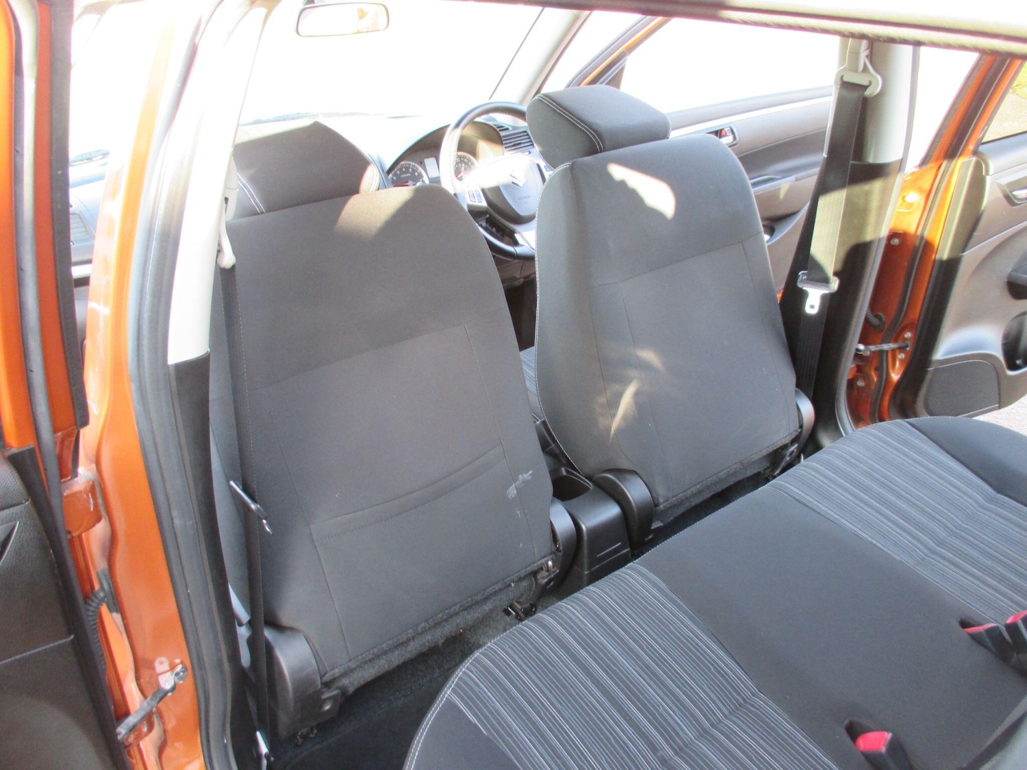 Used Suzuki Swift 2017 for sale - 77330447: Photo 25