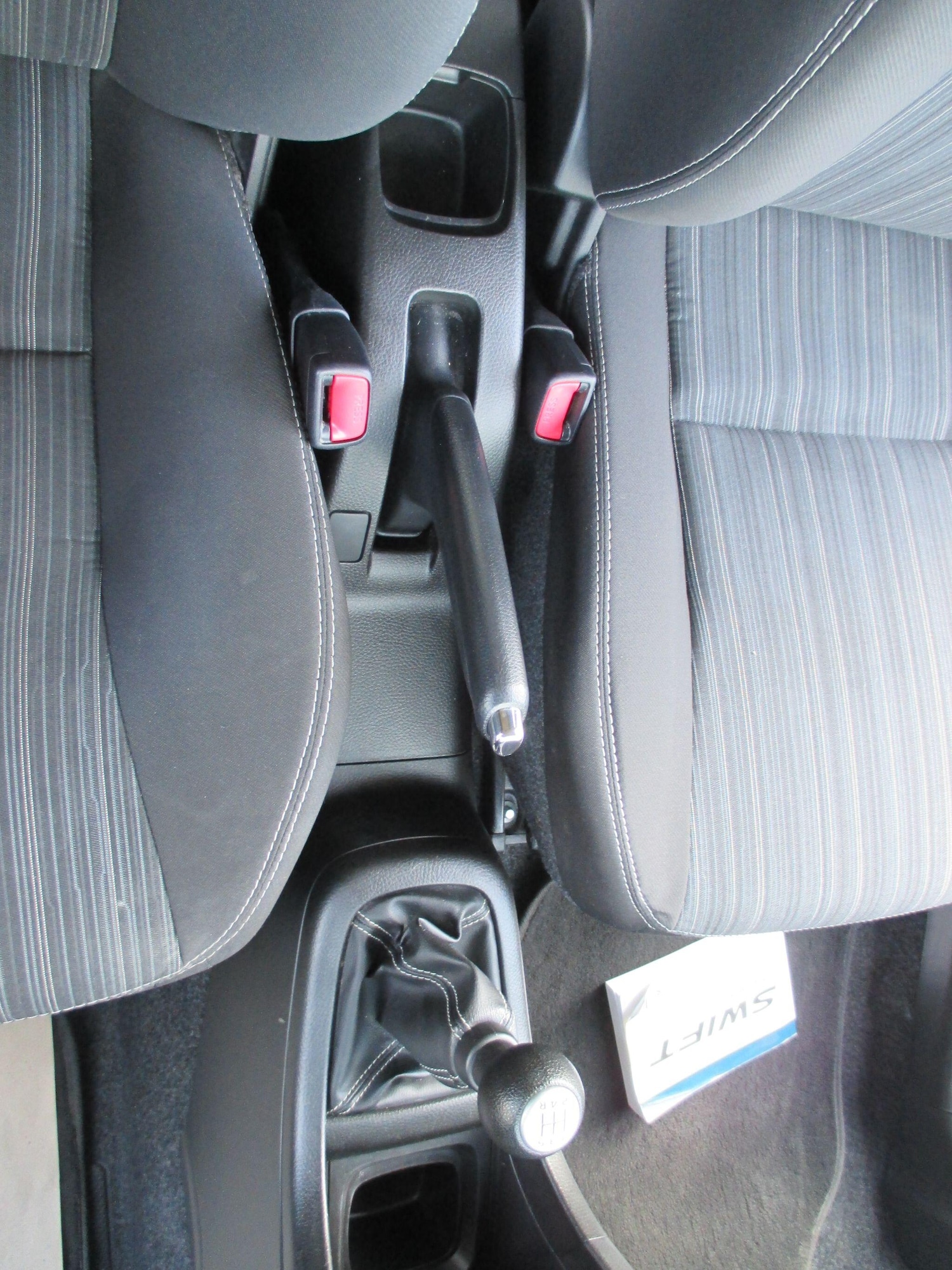 Used Suzuki Swift 2017 for sale - 77330447: Photo 35