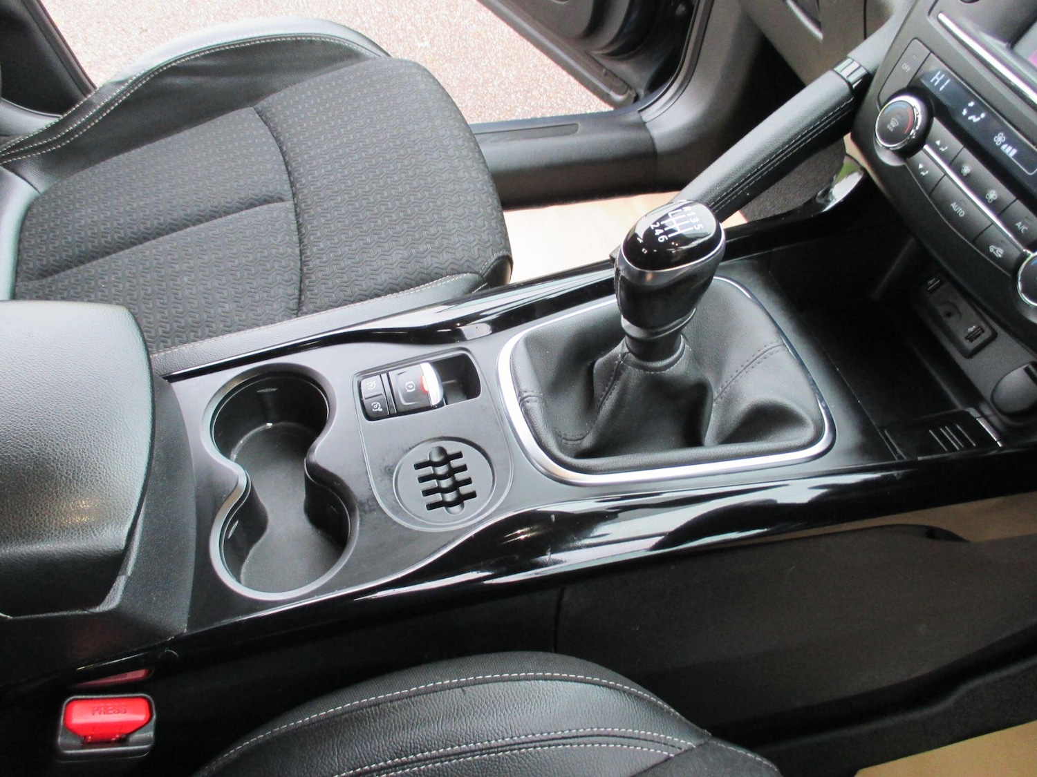 Used Renault Kadjar 2016 for sale - 77331650: Photo 38