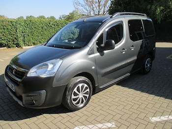 Used Peugeot Partner Tepee 2018 for sale - 79471471: Photo