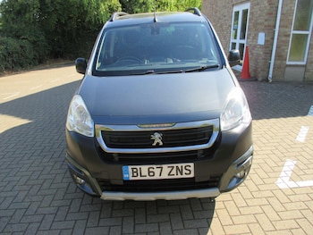 Used Peugeot Partner Tepee 2018 for sale - 79471471: Photo
