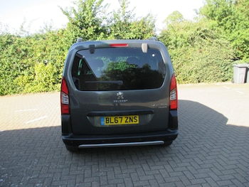 Used Peugeot Partner Tepee 2018 for sale - 79471471: Photo