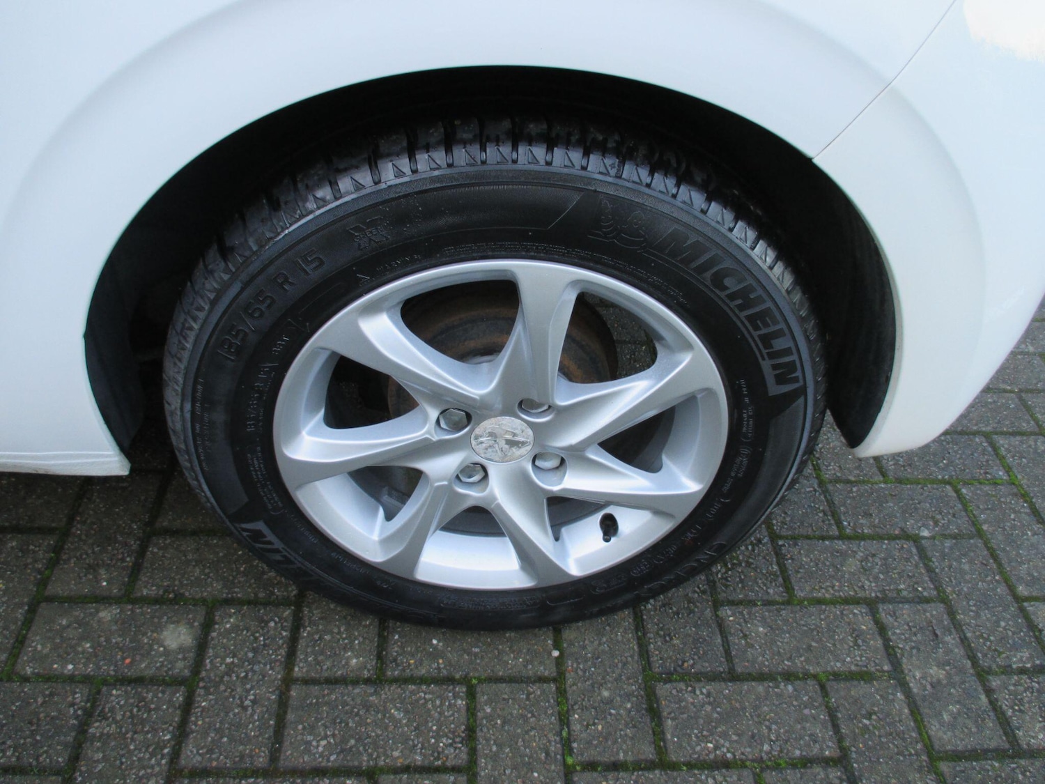 Used Peugeot 208 2015 for sale - 77020947: Photo 13