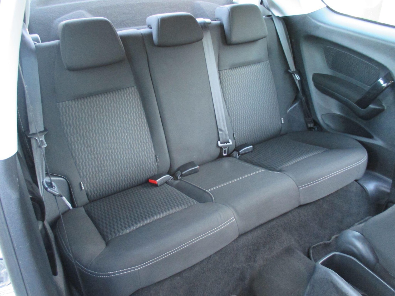 Used Peugeot 208 2015 for sale - 77020947: Photo 25