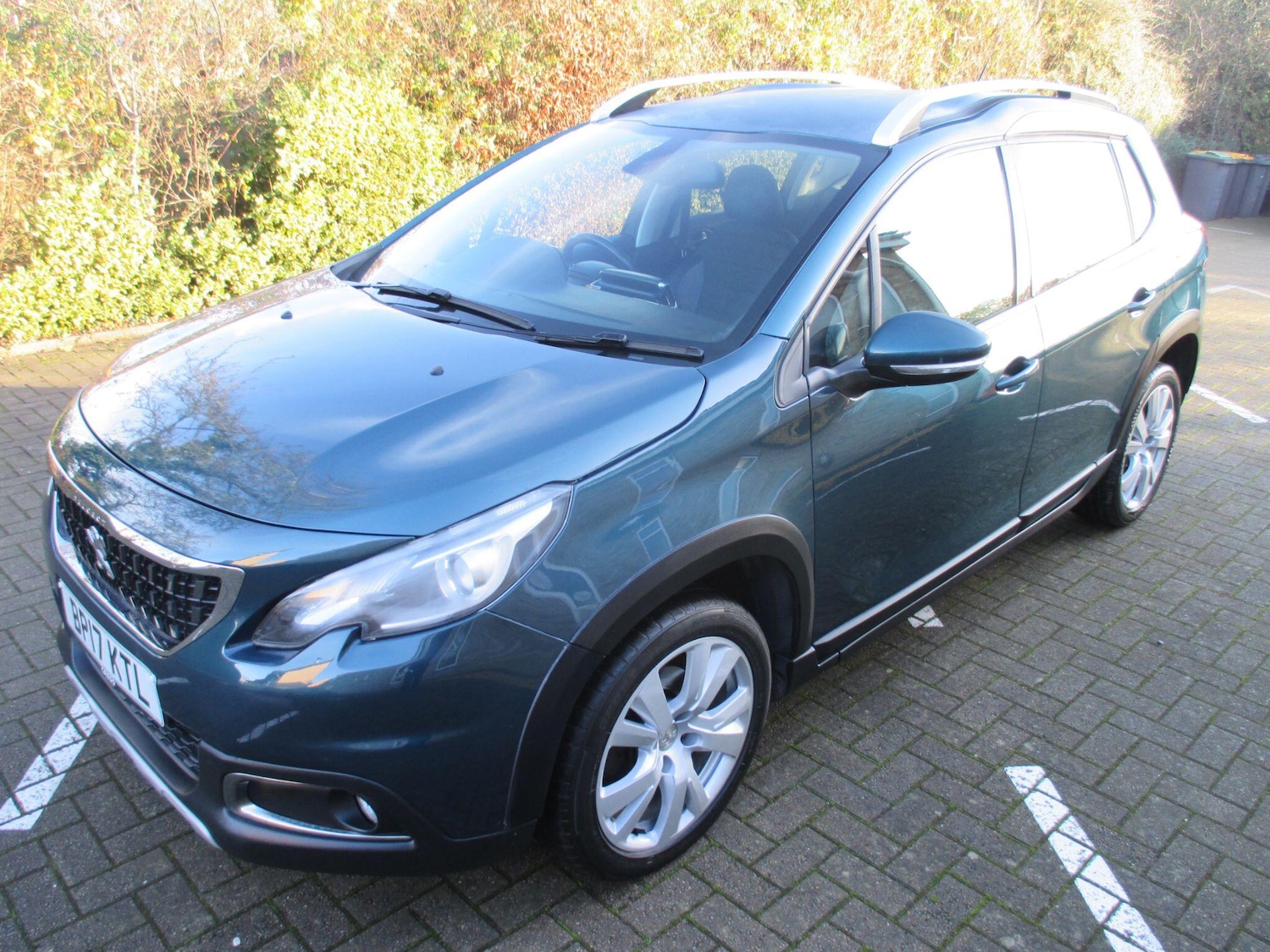 Used Peugeot 2008 2017 for sale - 76913904: Photo 2
