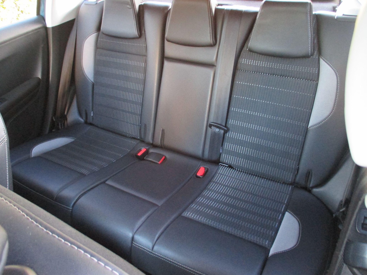 Used Peugeot 2008 2017 for sale - 76913904: Photo 21