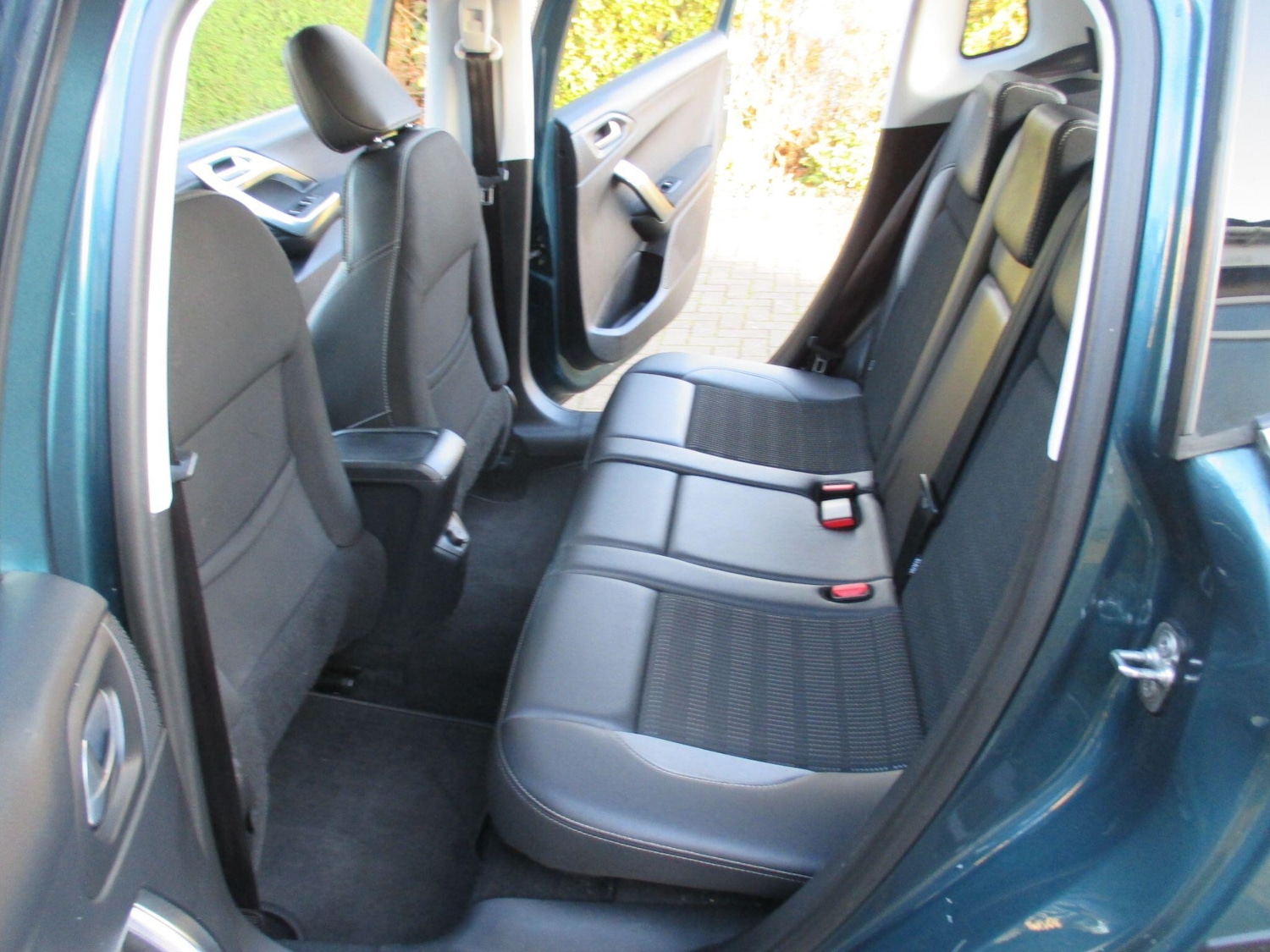 Used Peugeot 2008 2017 for sale - 76913904: Photo 24