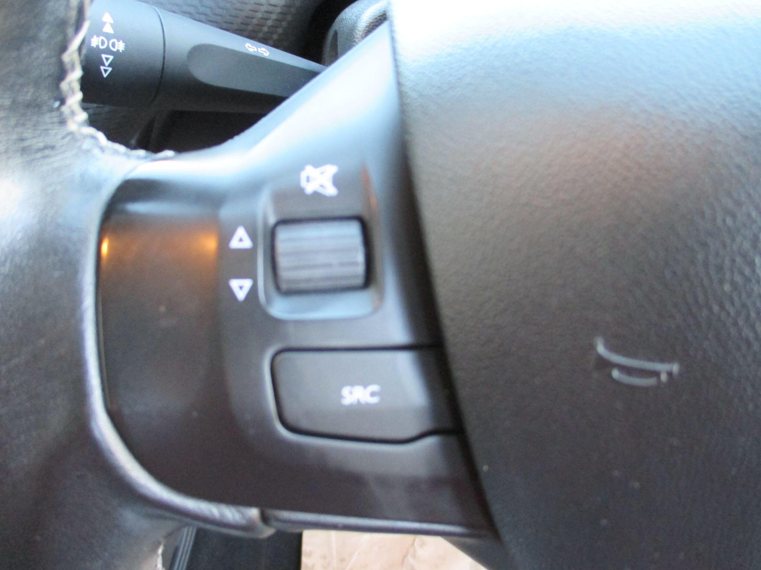 Used Peugeot 2008 2017 for sale - 76913904: Photo 25