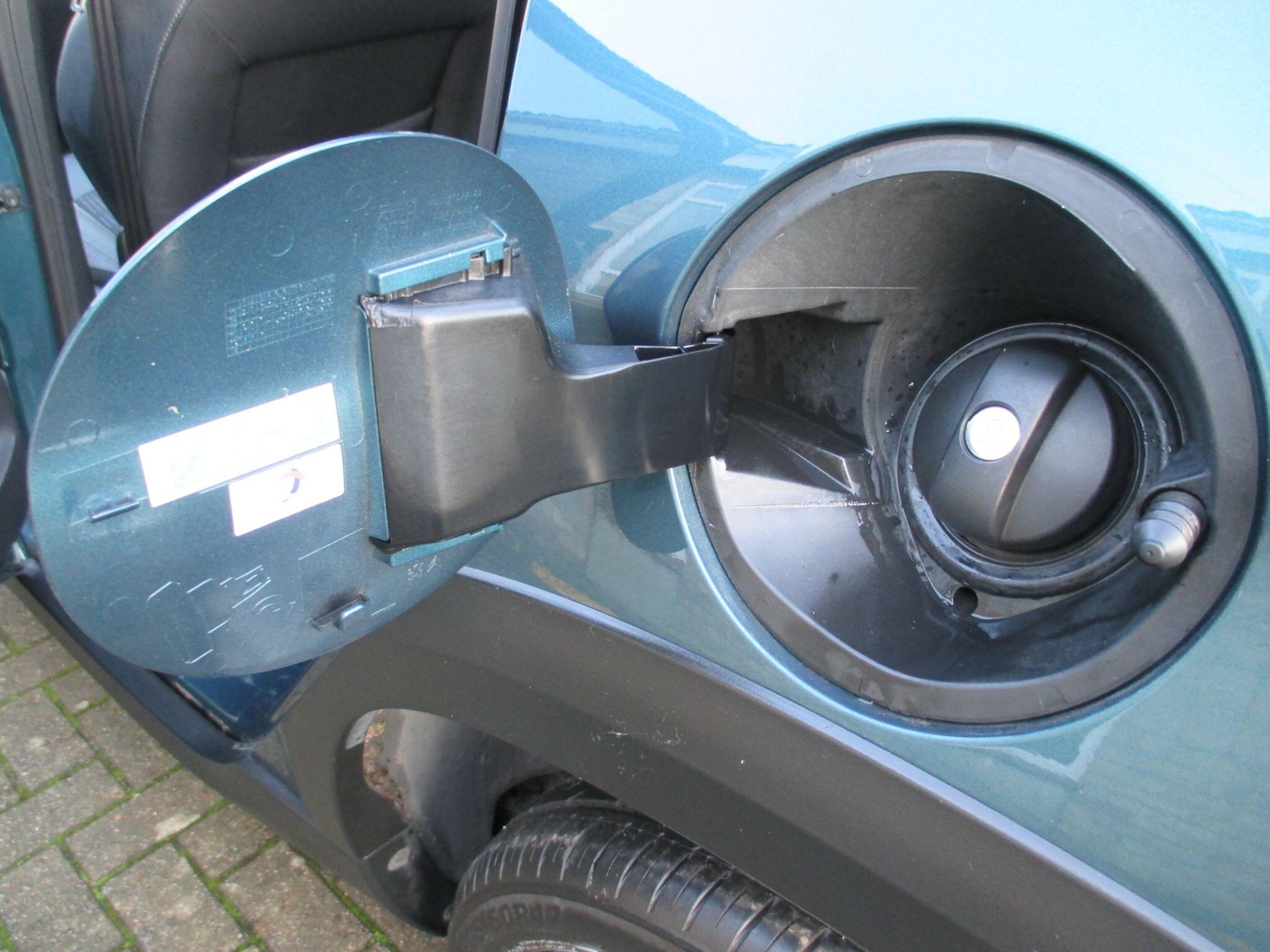 Used Peugeot 2008 2017 for sale - 76913904: Photo 45