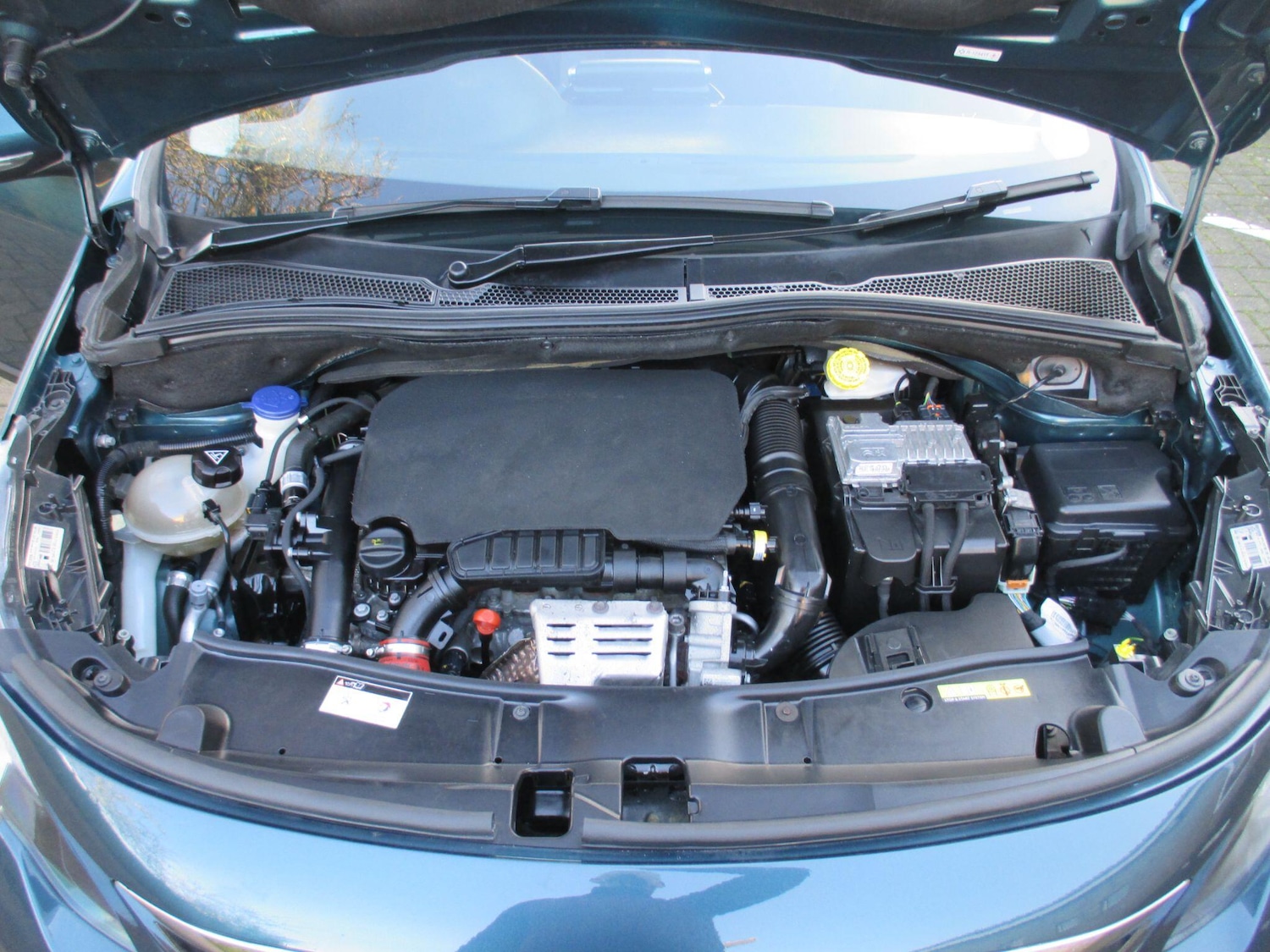 Used Peugeot 2008 2017 for sale - 76913904: Photo 46