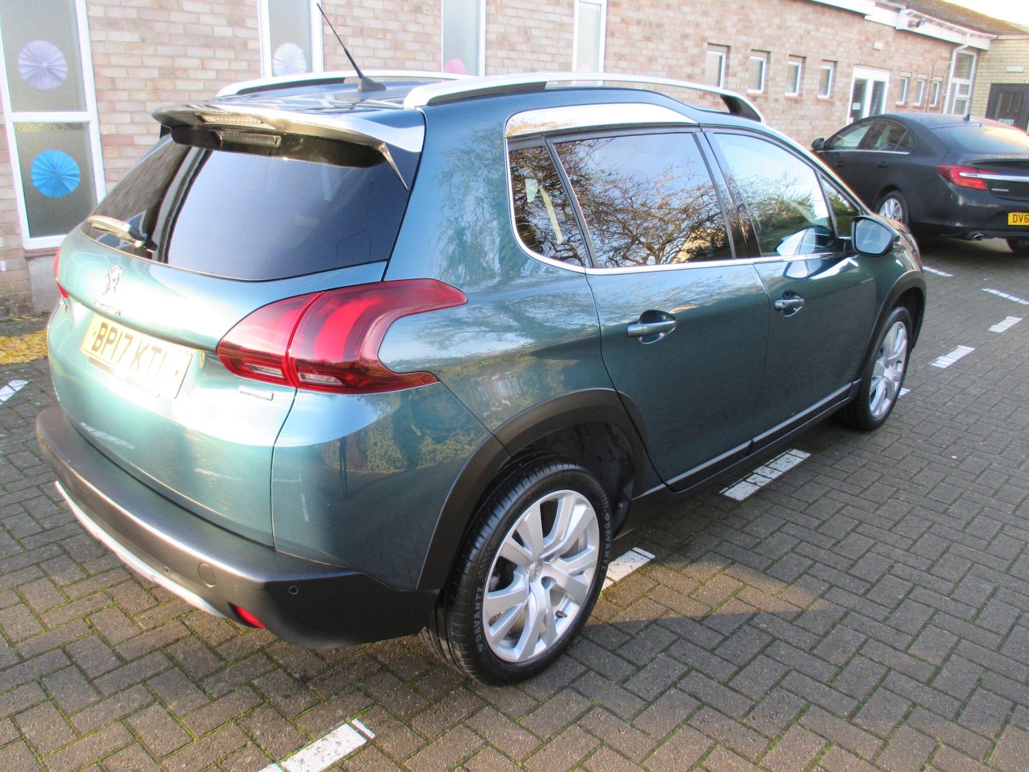 Used Peugeot 2008 2017 for sale - 76913904: Photo 5