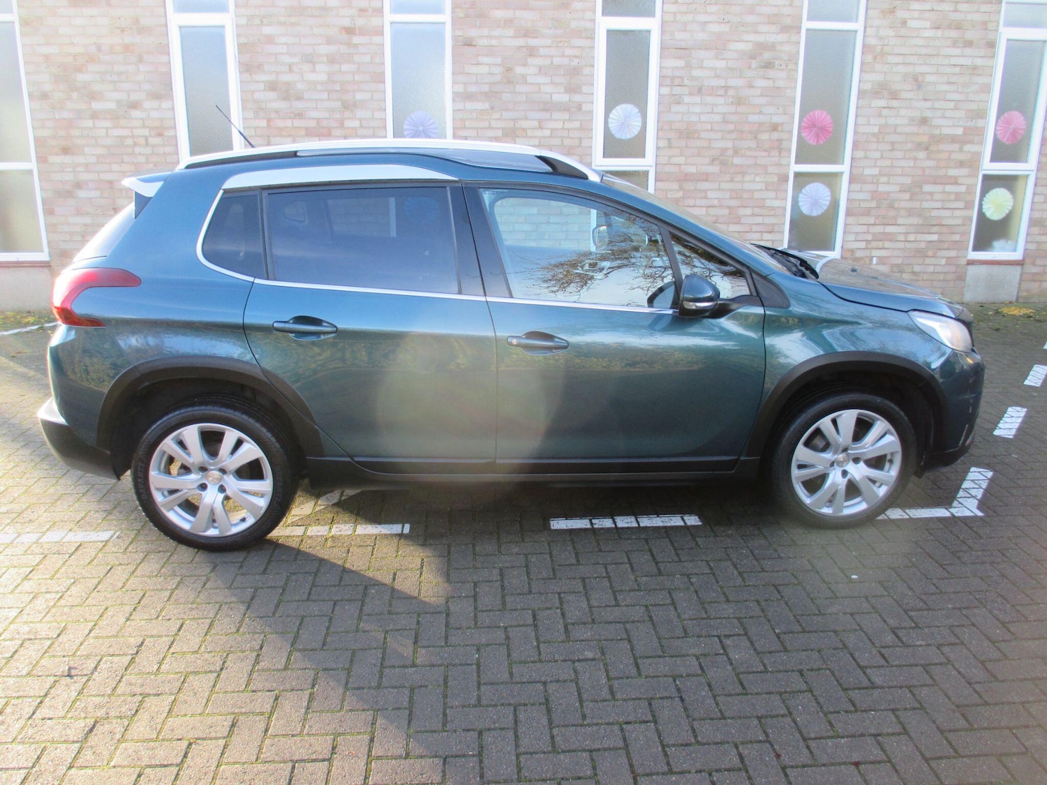 Used Peugeot 2008 2017 for sale - 76913904: Photo 6