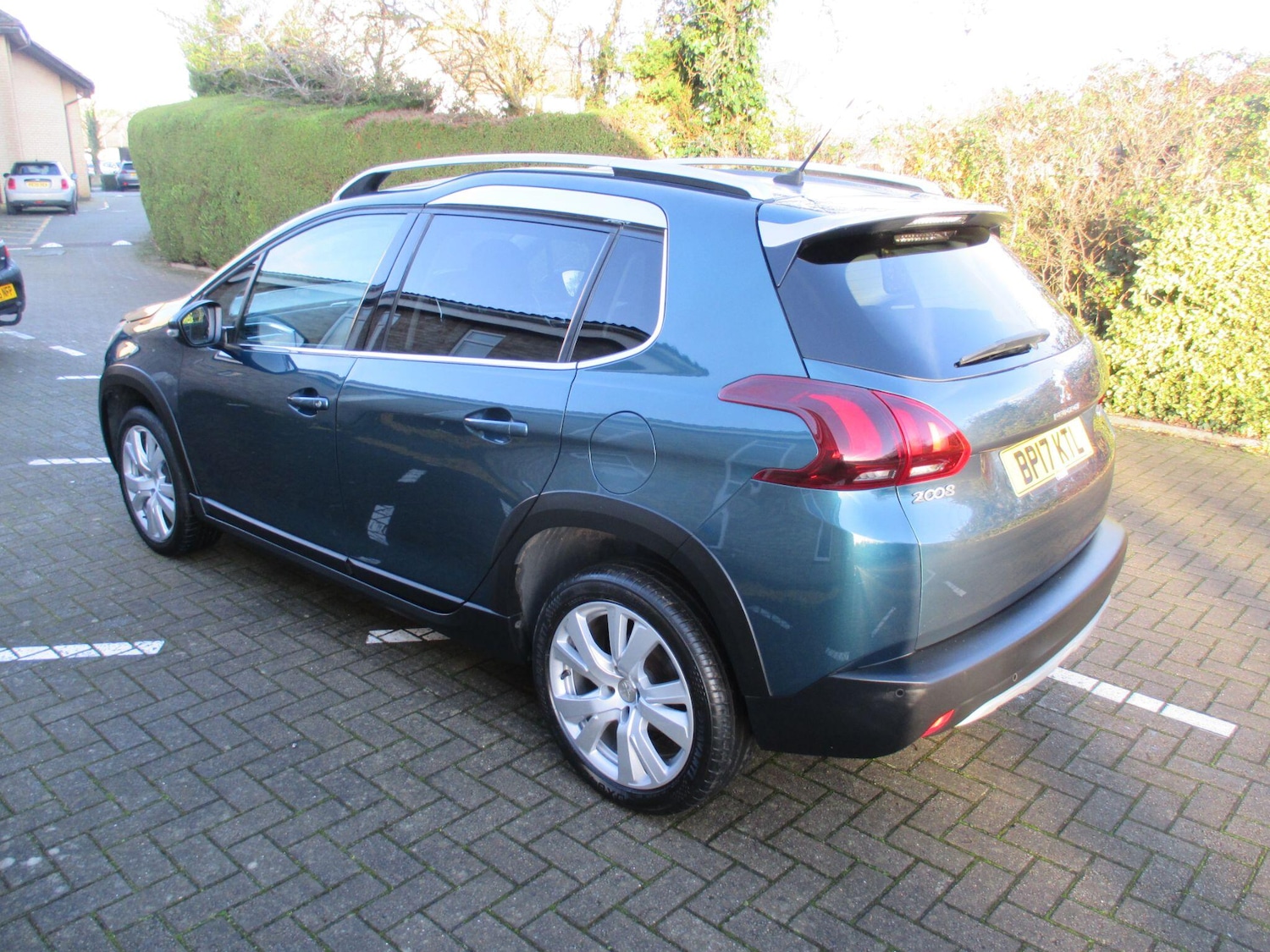 Used Peugeot 2008 2017 for sale - 76913904: Photo 8