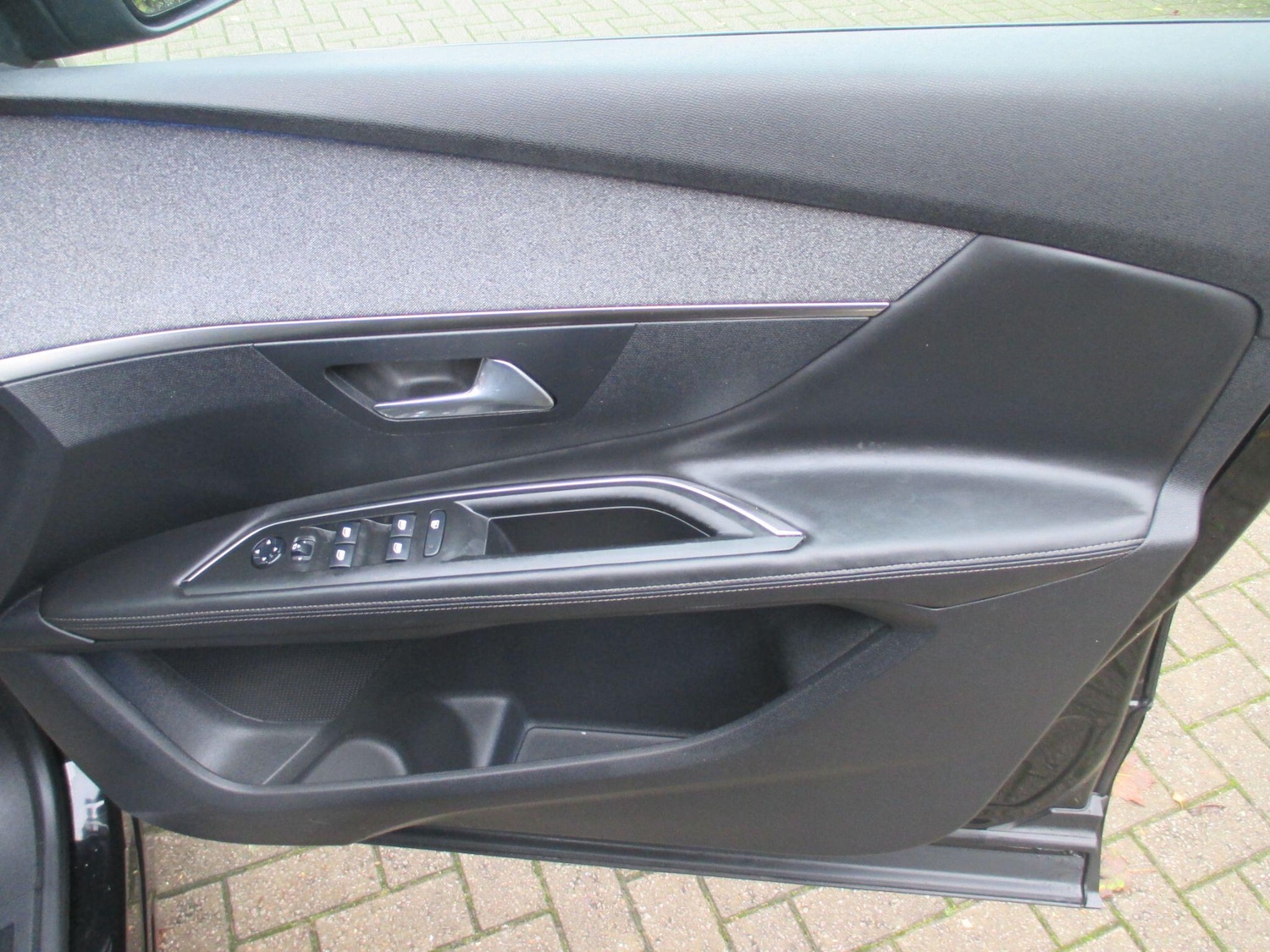 Used Peugeot 3008 2019 for sale - 76993762: Photo 42