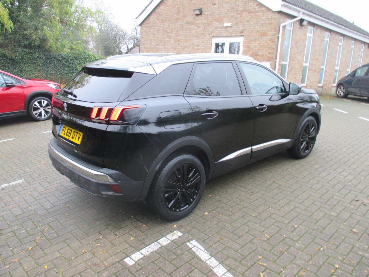 Used Peugeot 3008 2019 for sale - 76993762: Photo 5