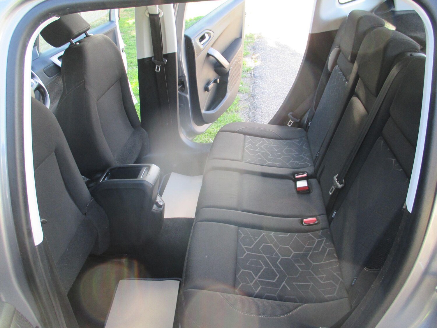 Vehicle 28