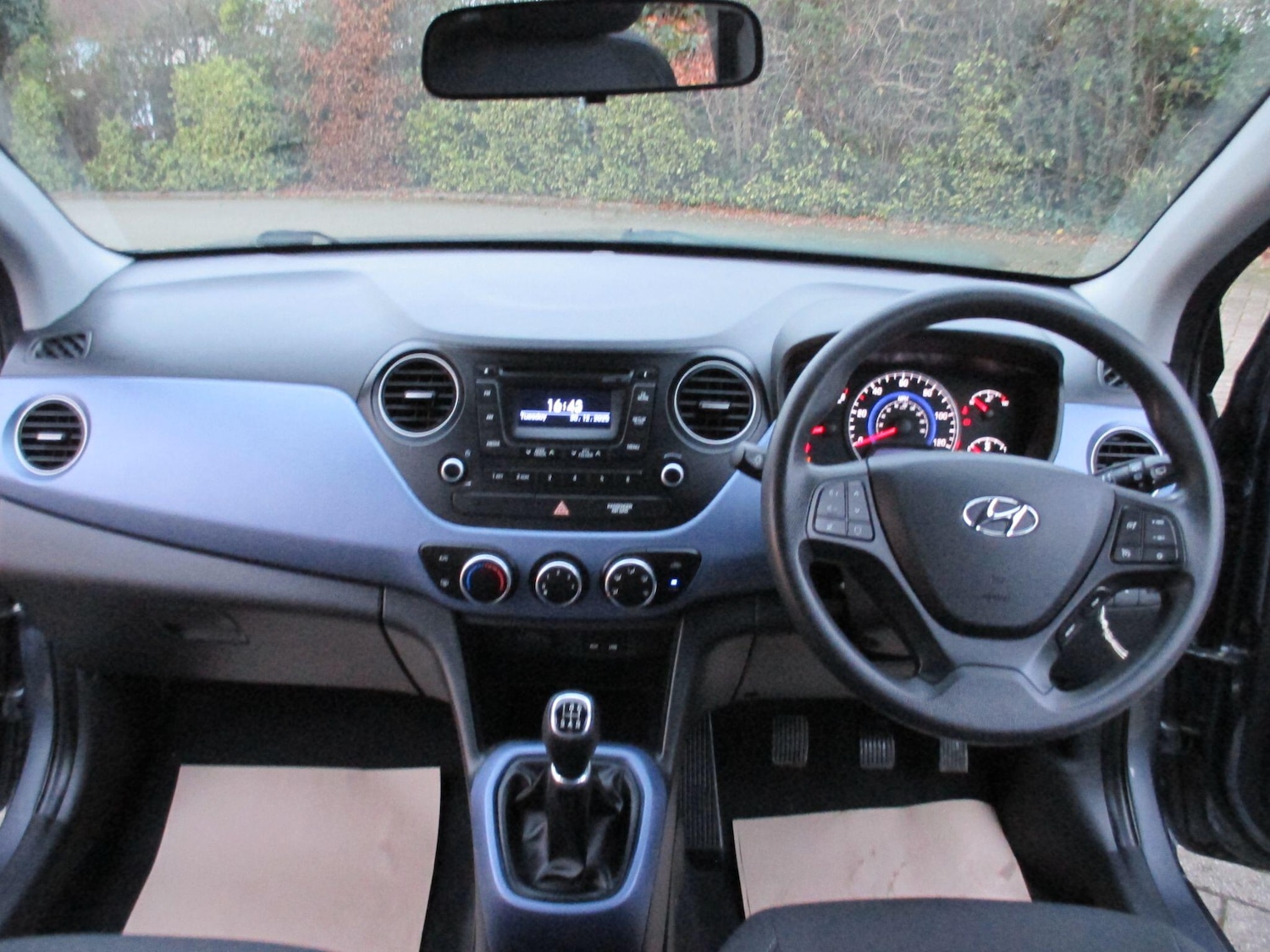 Used Hyundai i10 2014 for sale - 77084419: Photo 13