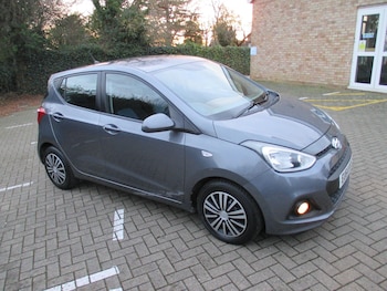 Used Hyundai i10 2014 for sale - 77084419: Photo