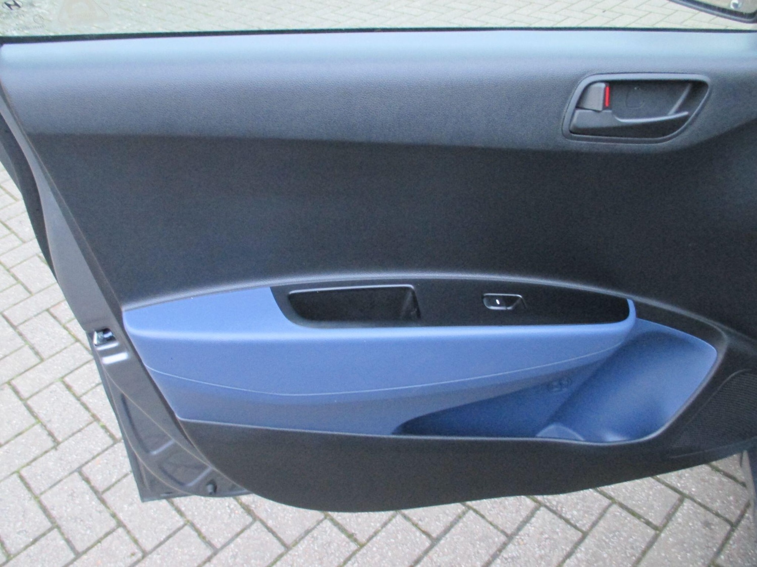 Used Hyundai i10 2014 for sale - 77084419: Photo 39