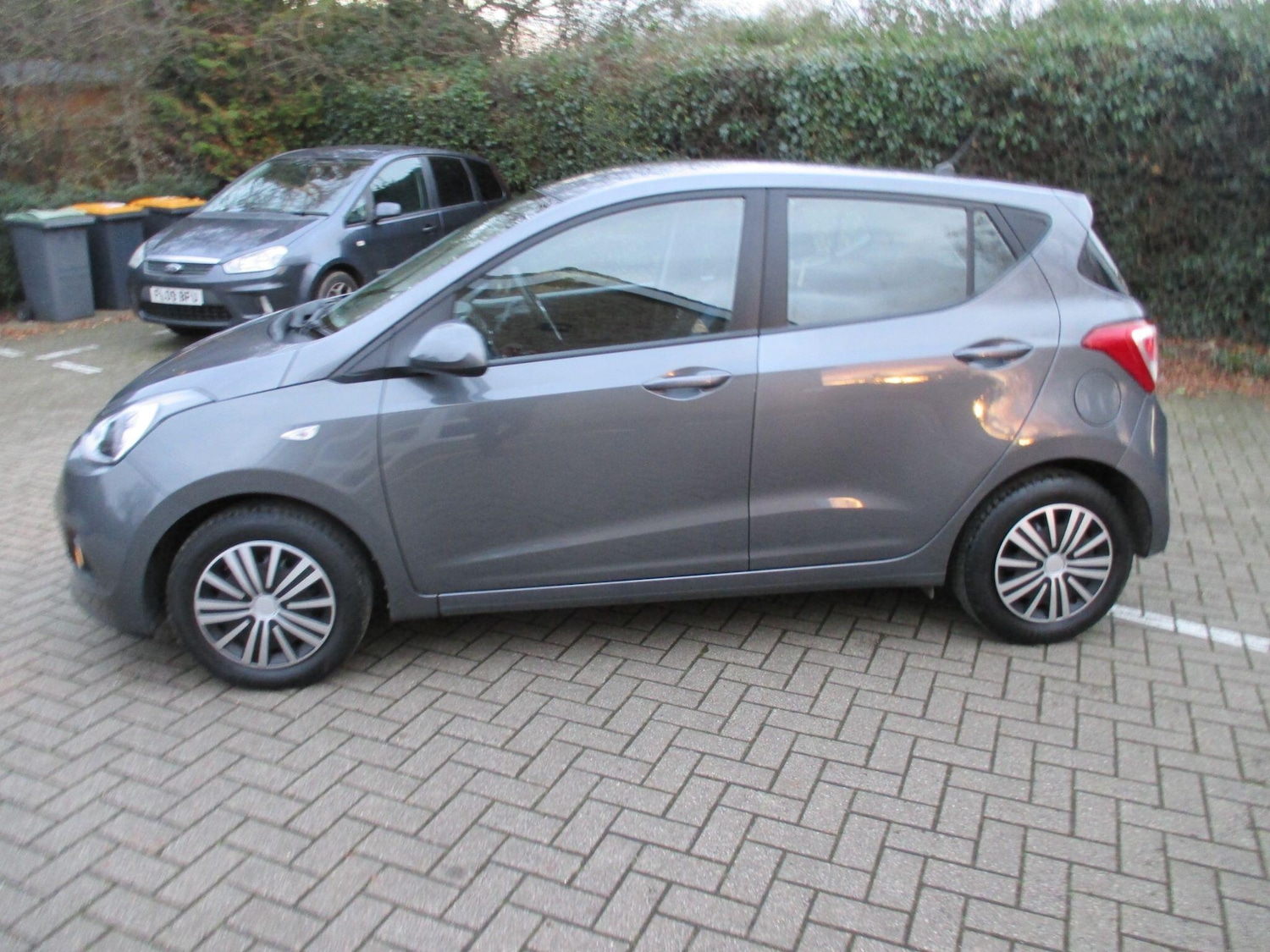 Used Hyundai i10 2014 for sale - 77084419: Photo 7