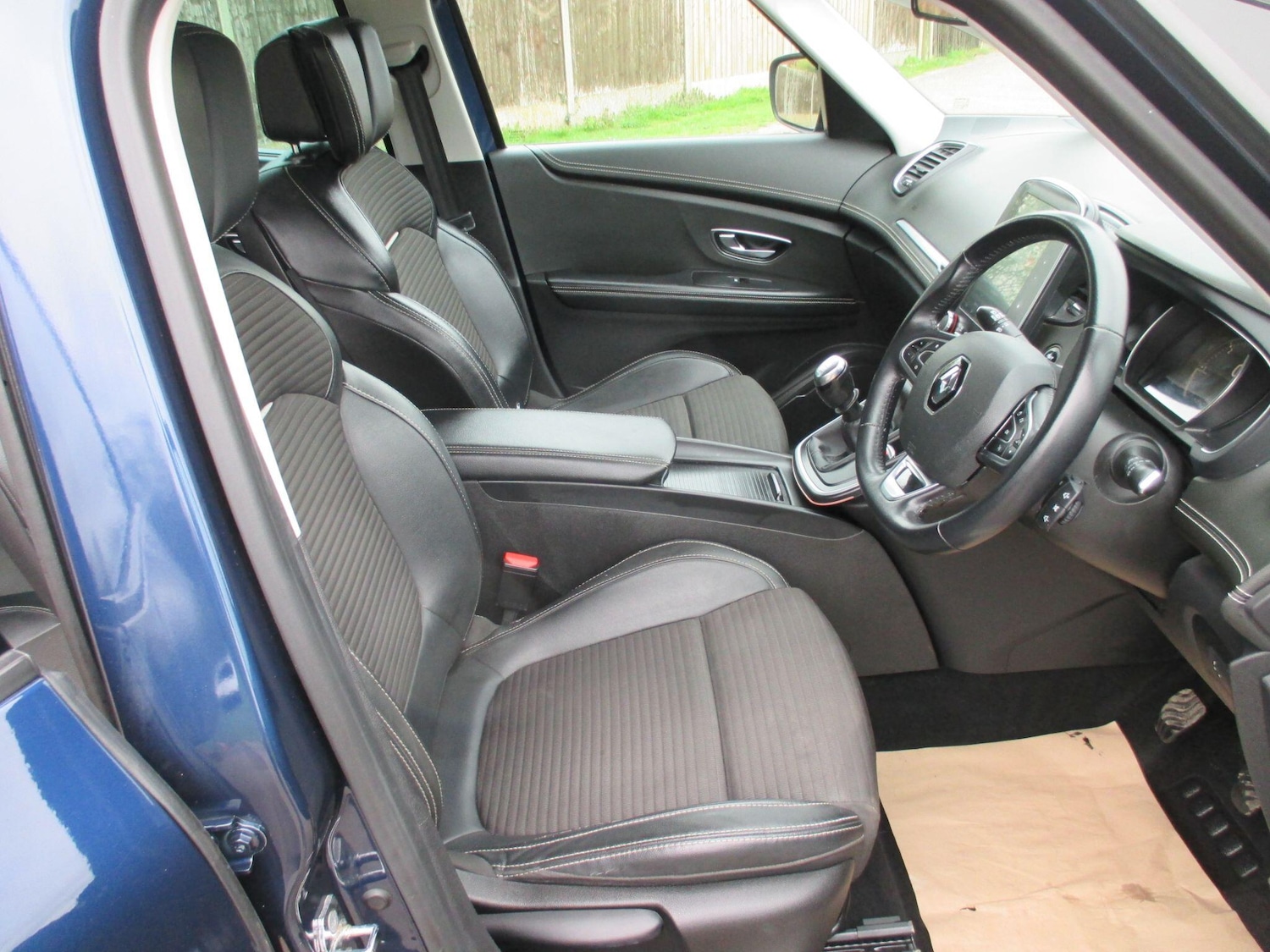 Used Renault Grand Scenic 2017 for sale - 78007453: Photo 21