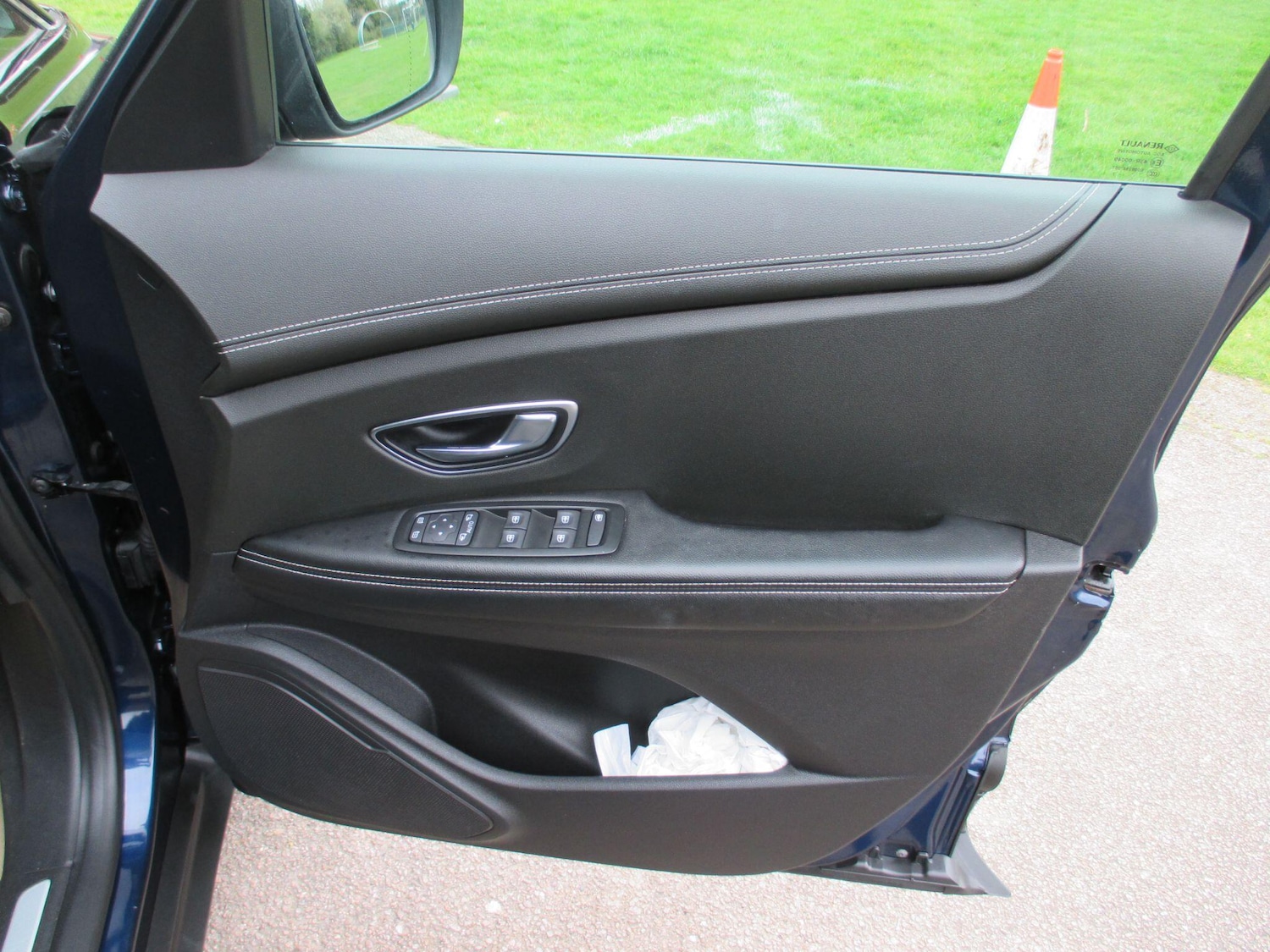 Used Renault Grand Scenic 2017 for sale - 78007453: Photo 49