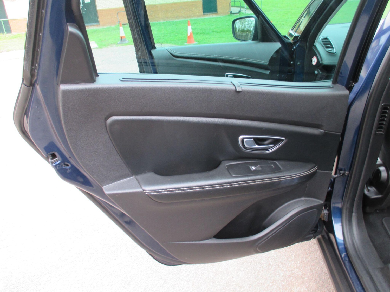 Used Renault Grand Scenic 2017 for sale - 78007453: Photo 51