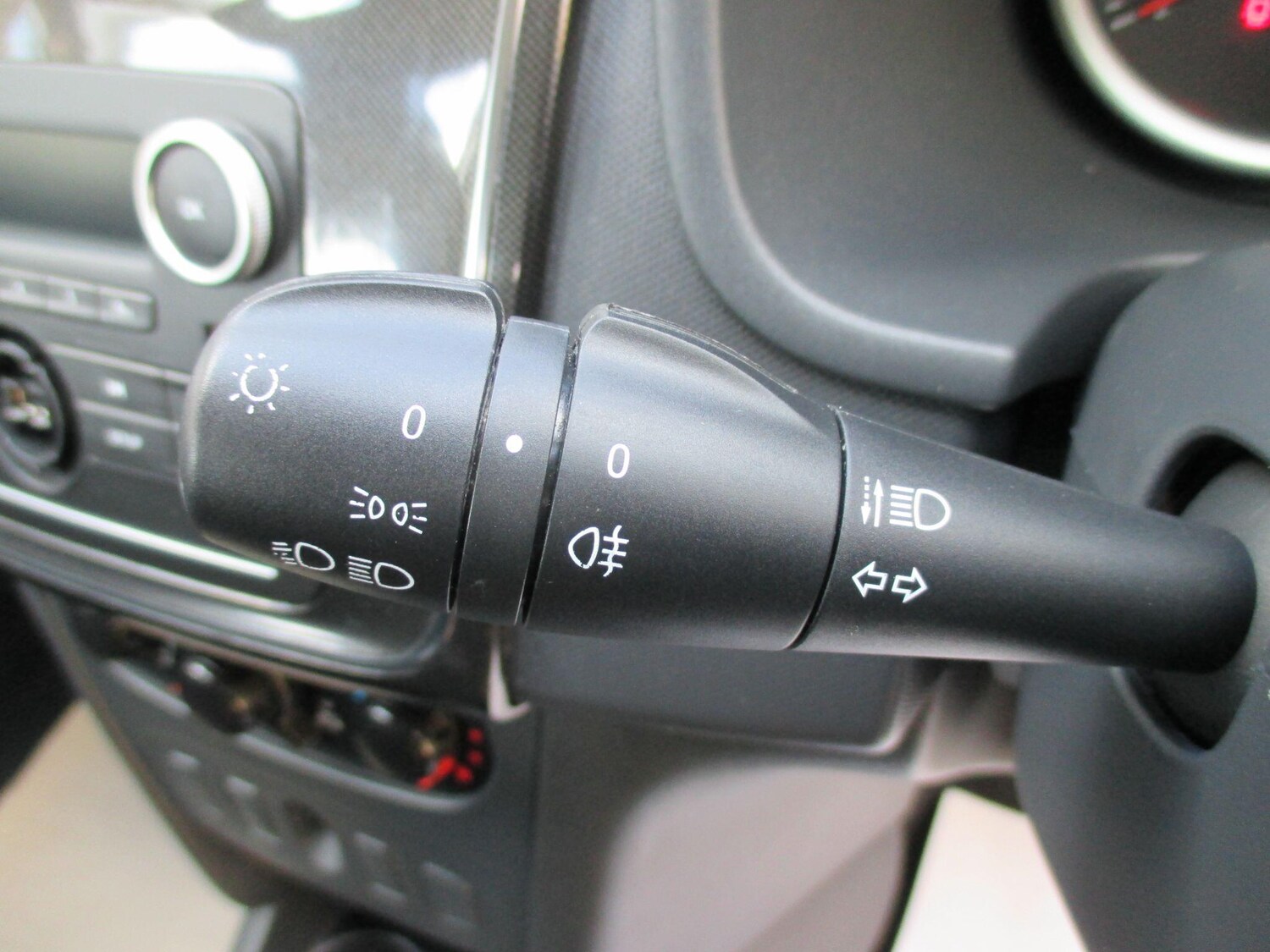 Used Dacia Sandero for sale - 78057710: Photo 31