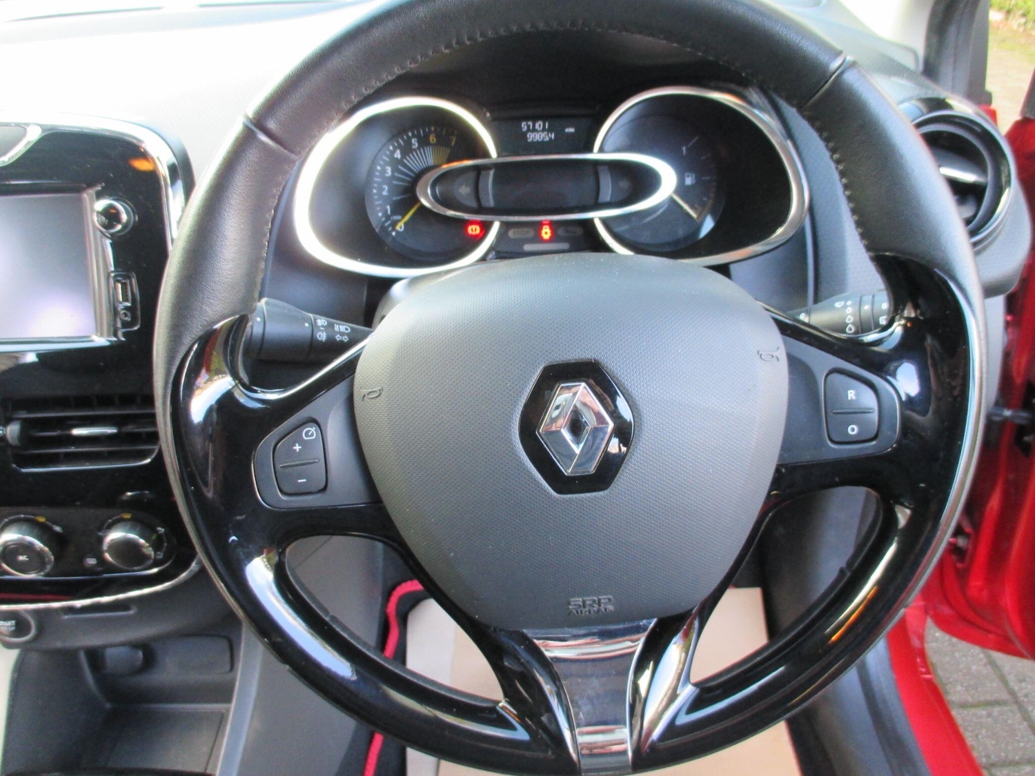 Used Renault Clio 2014 for sale - 77376758: Photo 18