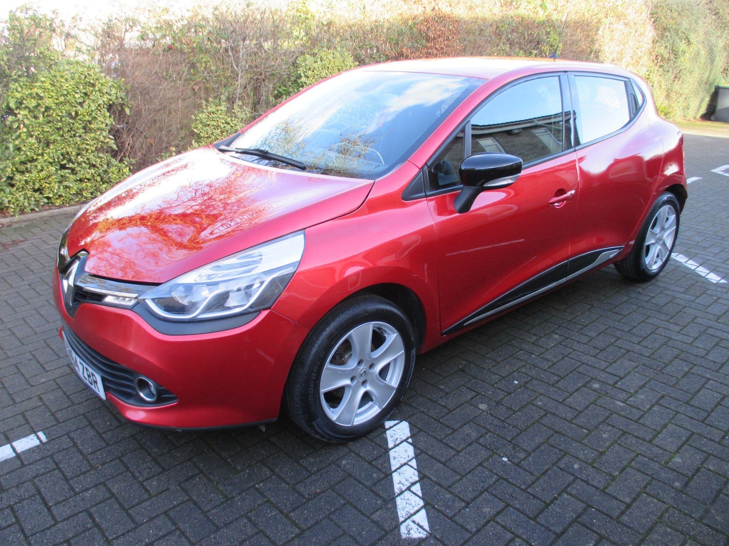 Used Renault Clio 2014 for sale - 77376758: Photo 2