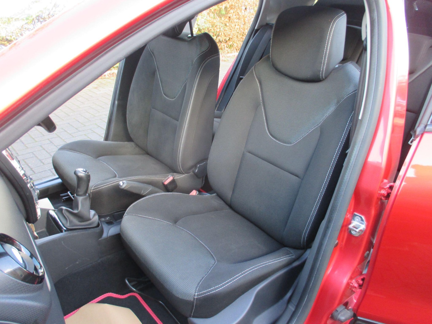 Used Renault Clio 2014 for sale - 77376758: Photo 24