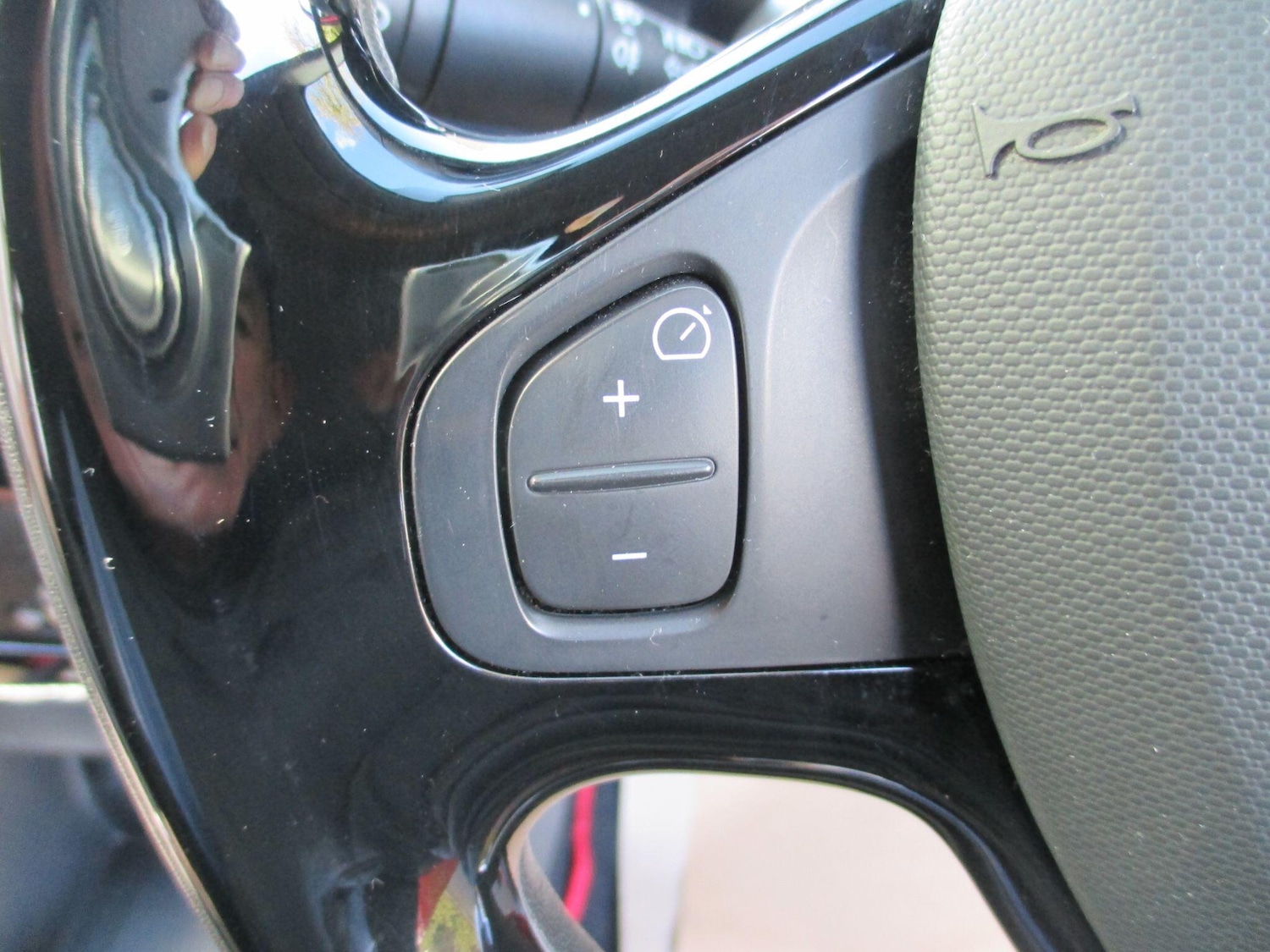 Used Renault Clio 2014 for sale - 77376758: Photo 31