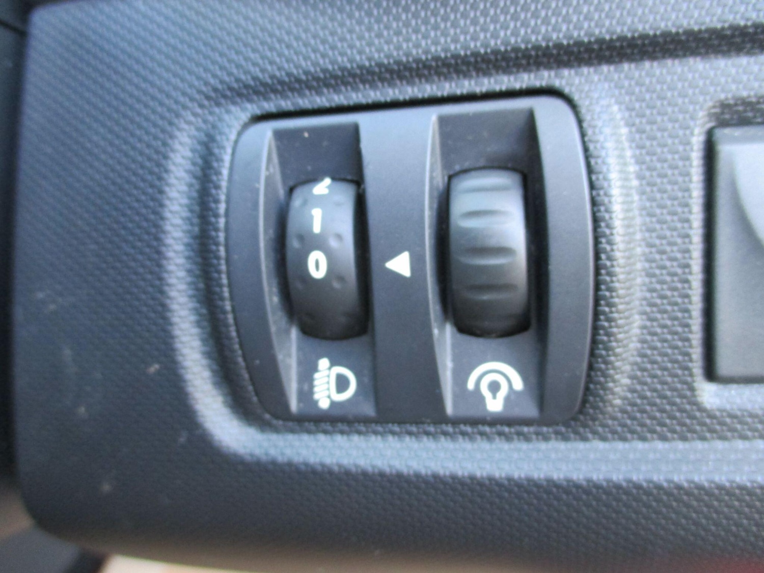 Used Renault Clio 2014 for sale - 77376758: Photo 37