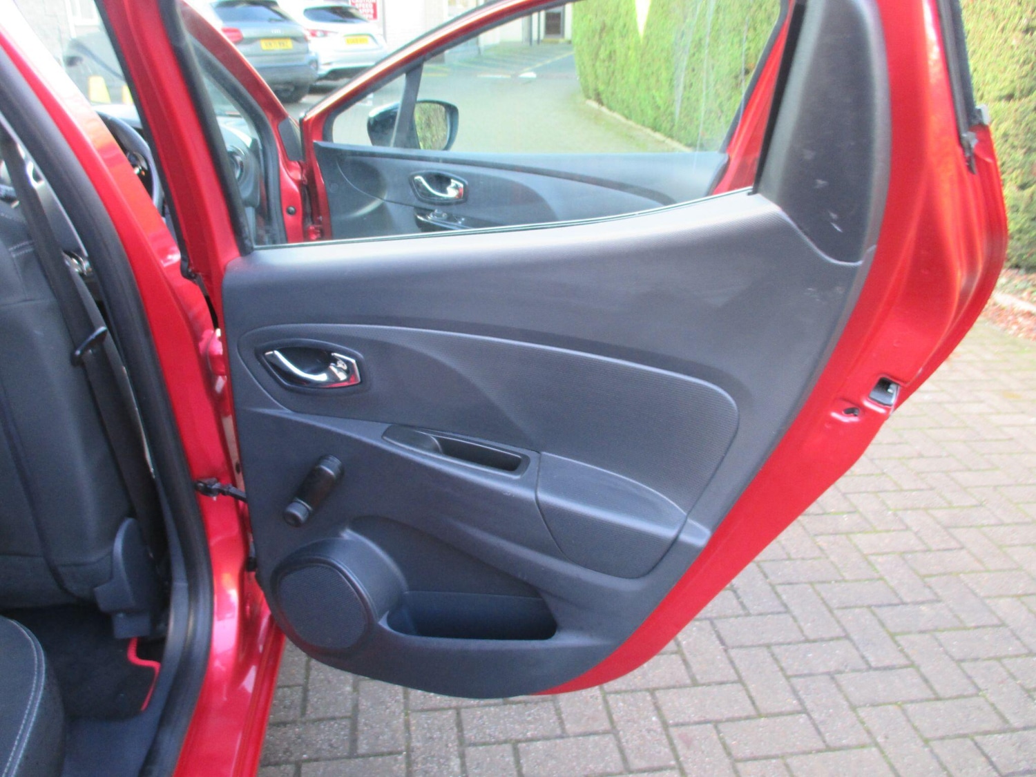 Used Renault Clio 2014 for sale - 77376758: Photo 42