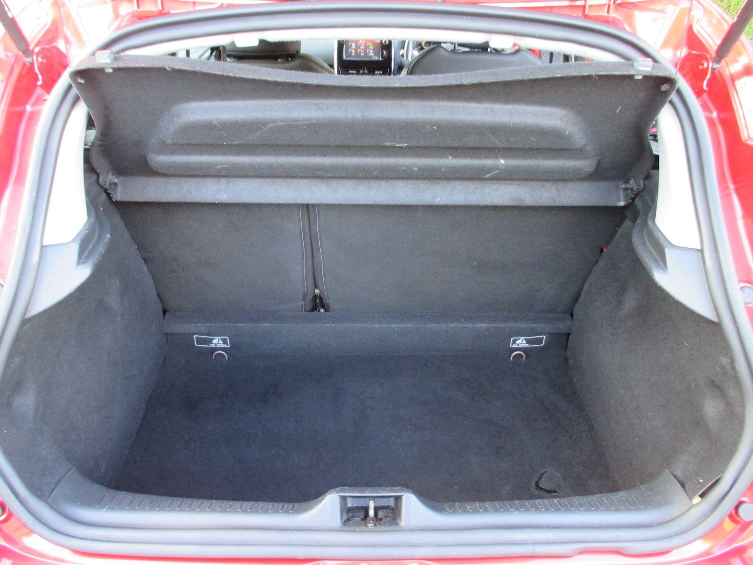 Used Renault Clio 2014 for sale - 77376758: Photo 45