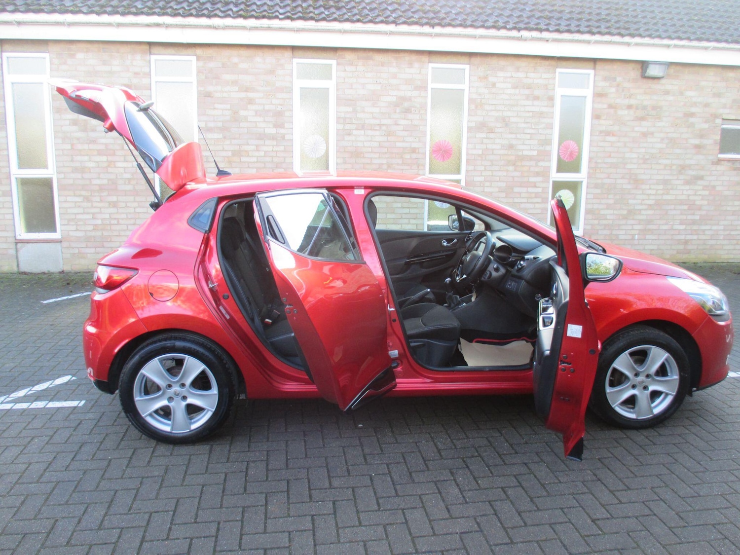 Used Renault Clio 2014 for sale - 77376758: Photo 9