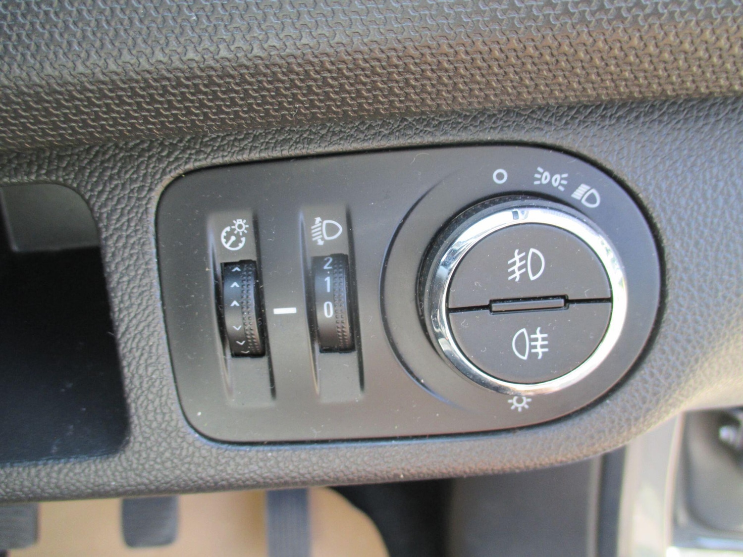 Vehicle 32