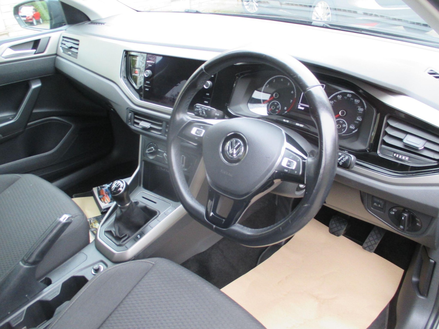 Used Volkswagen Polo for sale - 76409500: Photo 16