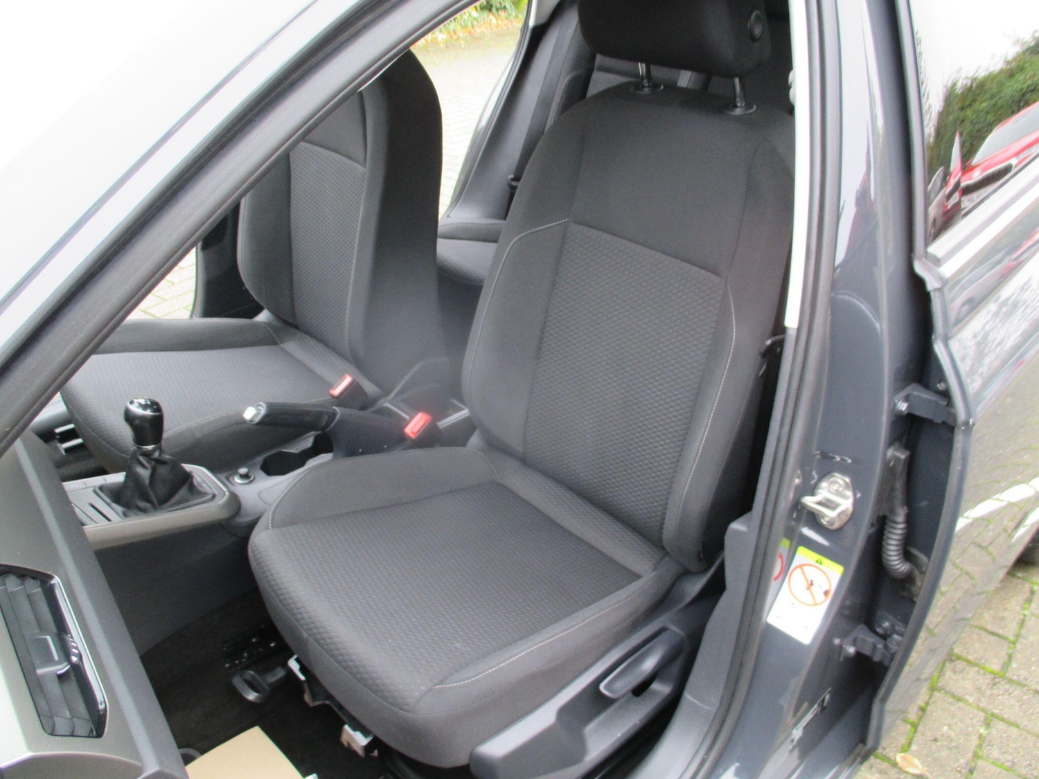 Used Volkswagen Polo for sale - 76409500: Photo 24