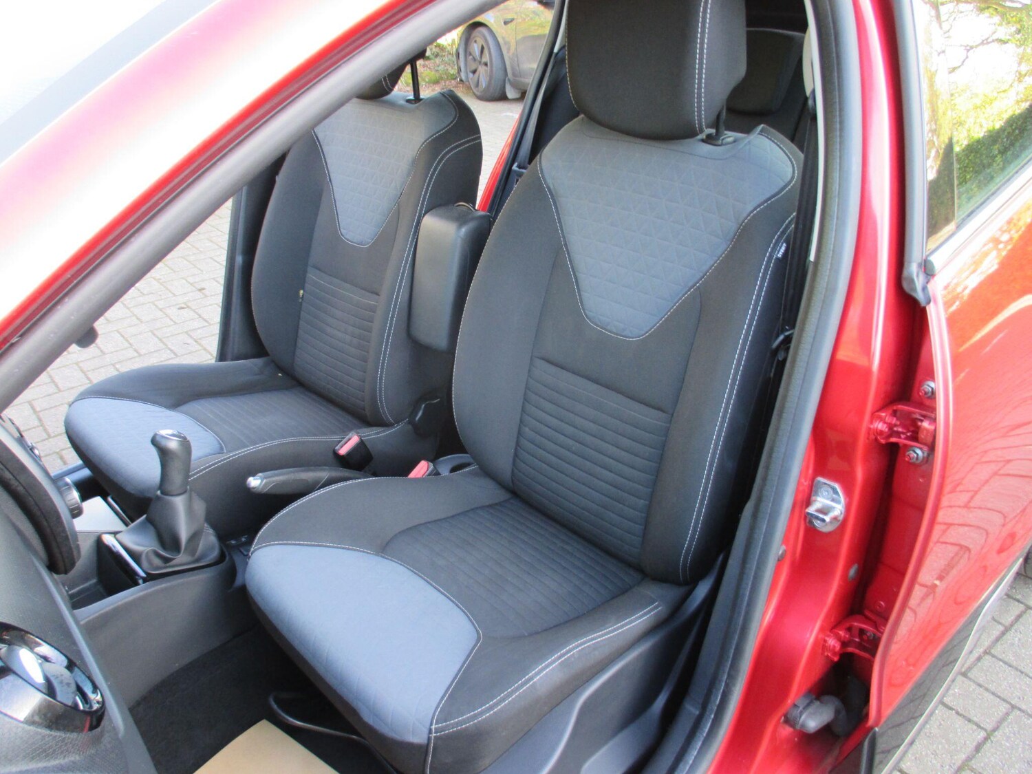 Used Renault Clio for sale - 78058765: Photo 24